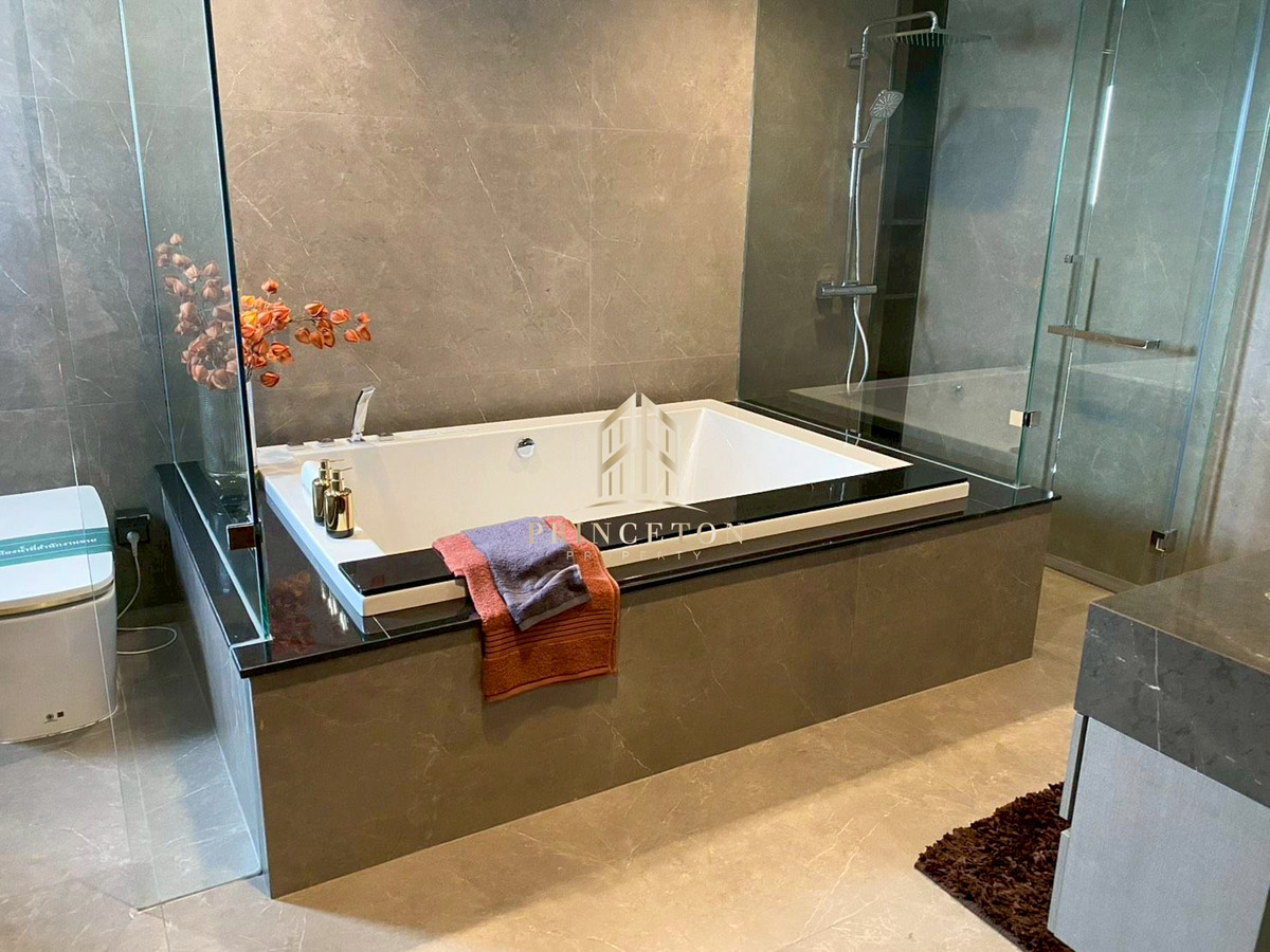 ให้เช่าบ้านบางนา แบริ่ง ลาซาล : แกรนด์ บางกอก บูเลอวาร์ด สุขุมวิท - ศรีนครินทร์  ใกล้เมกะบางนา  📞092-4252445 Grand Bangkok Boulevard Sukhumvit–Srinakarin