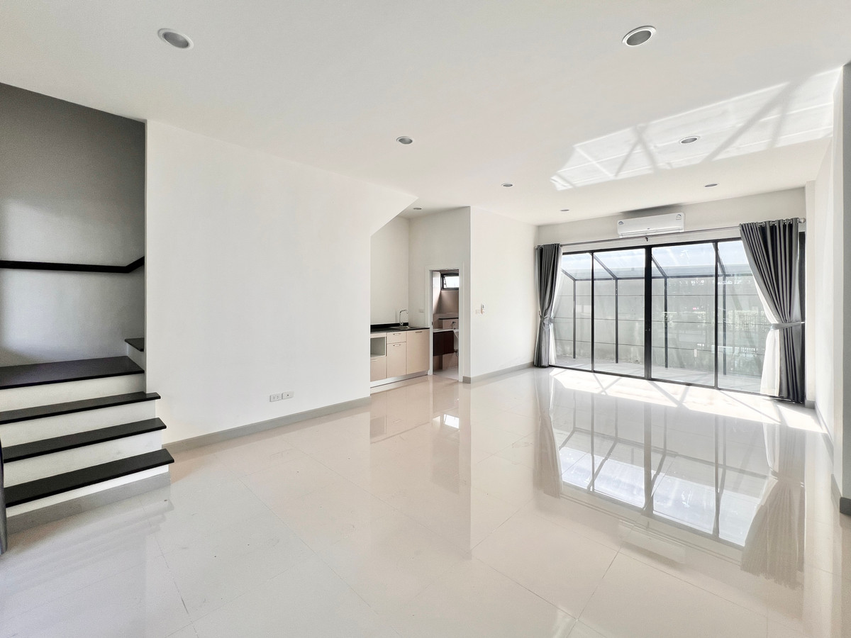 ให้เช่าโฮมออฟฟิศเกษตร นวมินทร์ ลาดปลาเค้า : ให้เช่า Premium Place 10 เกษตร-นวมินทร์ ถนนสุคนธสวัสดิ์ โฮมออฟฟิต 4 ชั้น