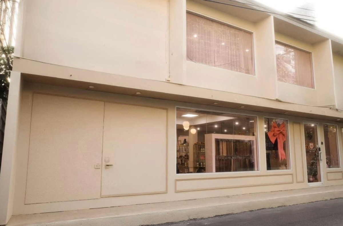 ให้เช่าร้านค้า/ตลาดนัดสุขุมวิท อโศก ทองหล่อ : พื้นที่เช่า ทำธุรกิจ ทองหล่อ เอกมัย มีที่จอดรถ | RETAIL SPACE AT THONGLOR - EKKAMAI WITH PARKING FOR RENT TO BUSINESS