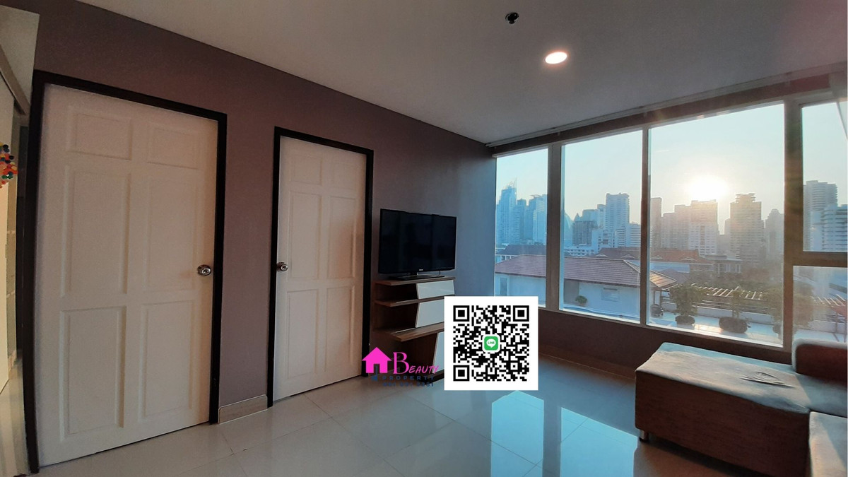 ให้เช่าคอนโดสุขุมวิท อโศก ทองหล่อ : ให้เช่า 2 ห้องนอน ทำเลอโศก  “ห้องใหญ่ คุ้มค่า วิวสระ ลมดี” โทร/ไลน์ 081 091 3231 Sukhumvit Living Town