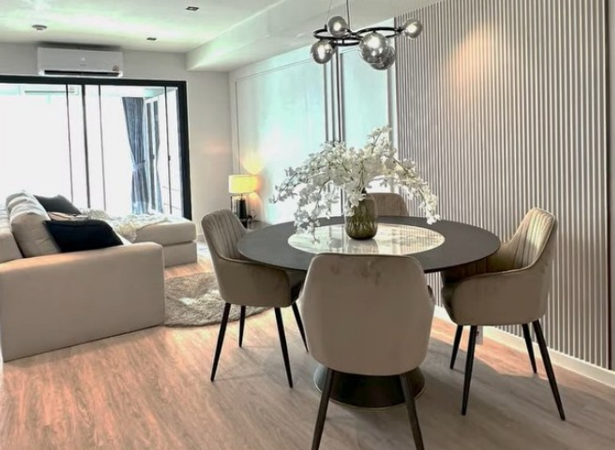 ขายคอนโดเกษตรศาสตร์ รัชโยธิน : "เดอะเซนทรัล พหลโยธินก็แค่ข้างบ้าน"  ขายคอนโดศุภาลัยพหลโยธิน ปาร์ค 21  ติด BTS พหลโยธิน 24 และ เดอะเซนทรัล พหลโยธิน 60 ตรม 2 ห้องนอน 1 ห้องน้ำ ขาย 5.25 ล้าน  Agent : สรัญญา 089 897 7920 ID Line : ssorrakrai