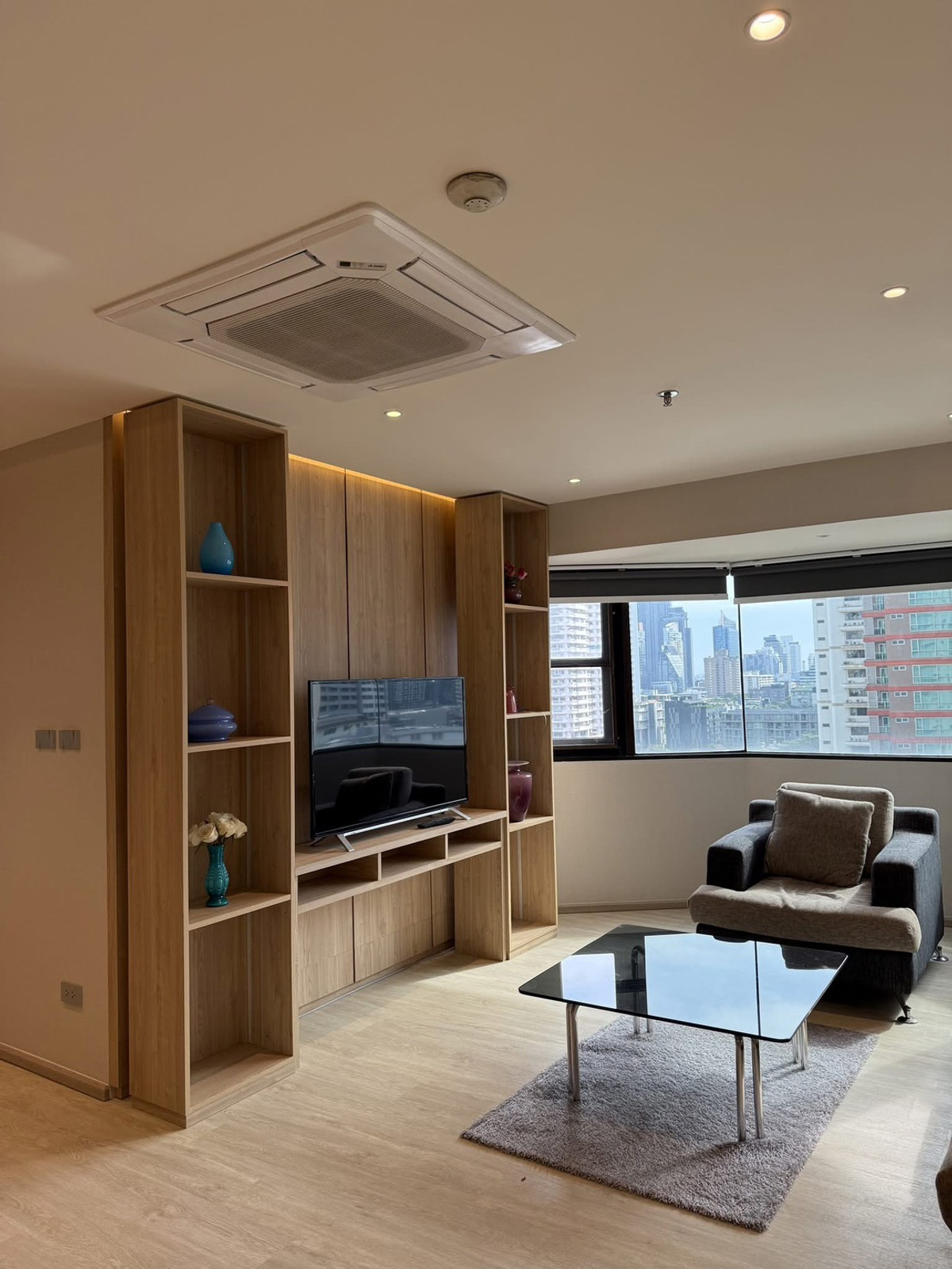 ให้เช่าคอนโดสุขุมวิท อโศก ทองหล่อ : Available For Rent Baan Suan Petch  2B2B 135 sqm. Call Khun Ko 0658245243