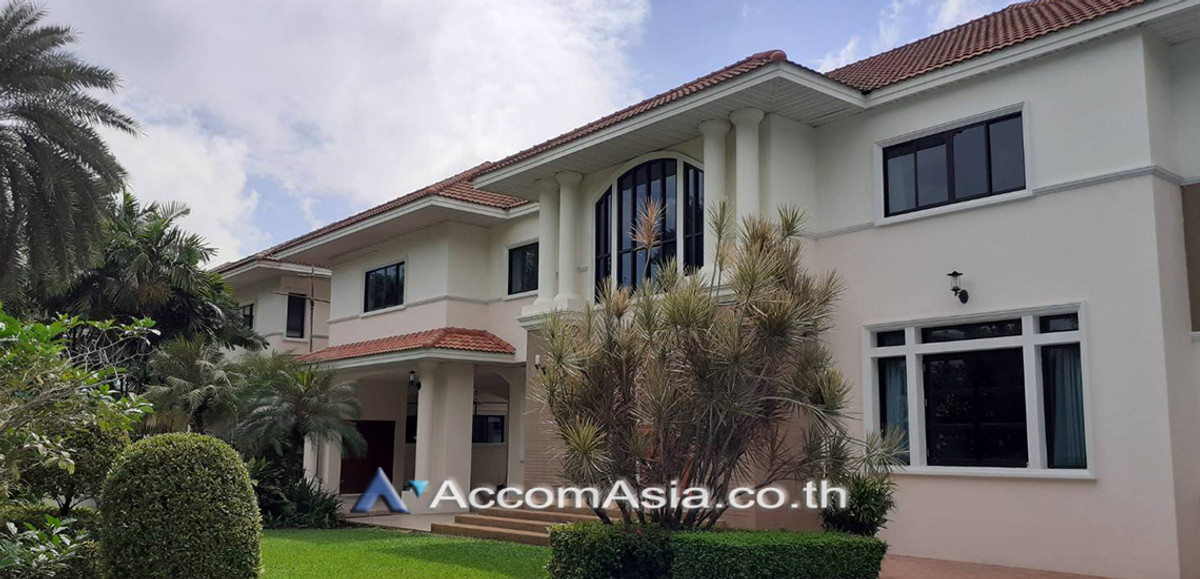 For RentHousePattanakan, Srinakarin : 🔼AccomA🔽  Garden, Private Swimming Pool 5 Bedrooms House for Rent in Pattanakarn, Bangkok near BTS On Nut at Panya Pattanakarn Village (AA21371)