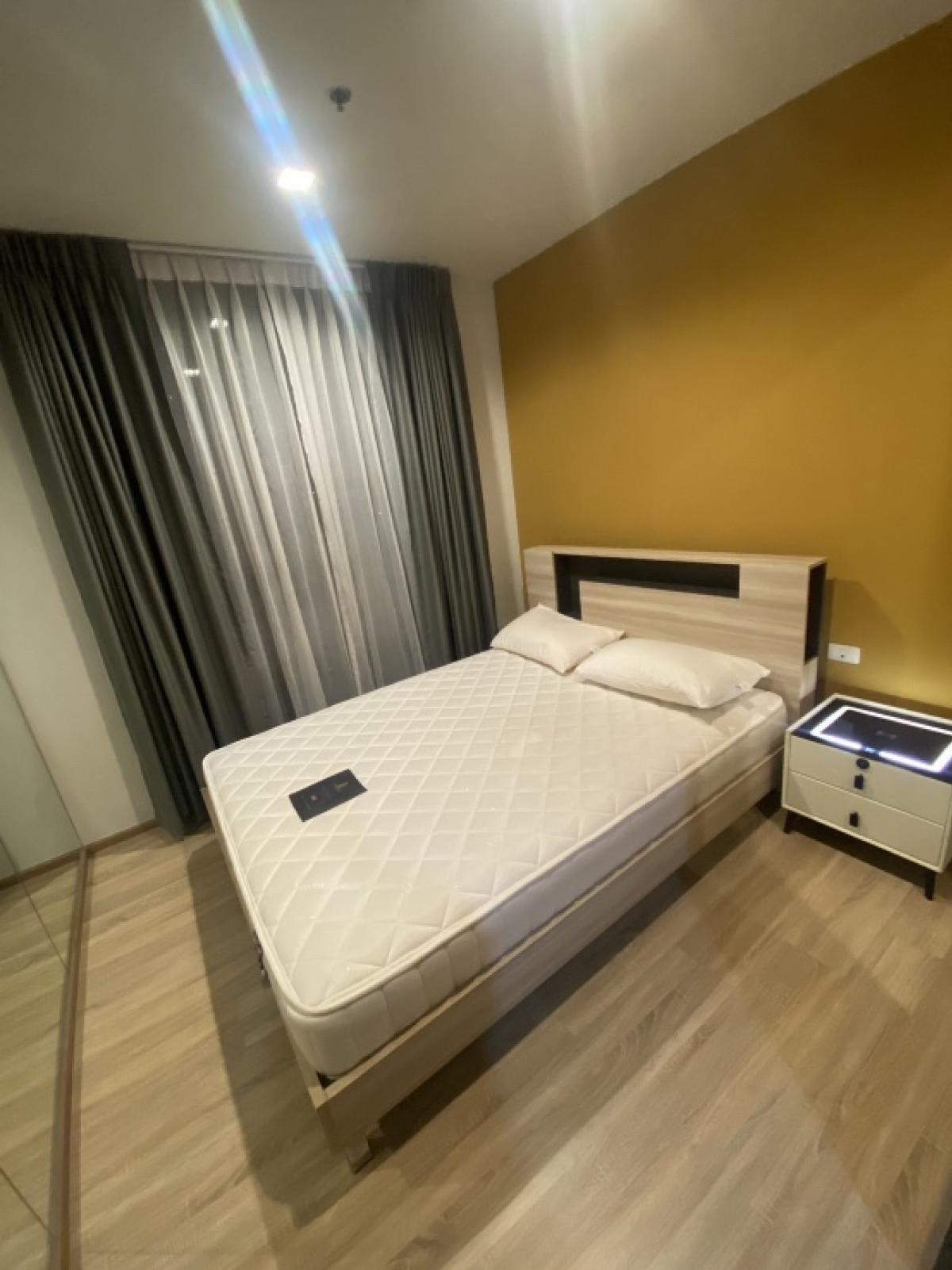 For SaleCondoRama9, Petchburi, RCA : The Base Graden by Sansiri, a project on the main road at Ramkhamhaeng intersection.