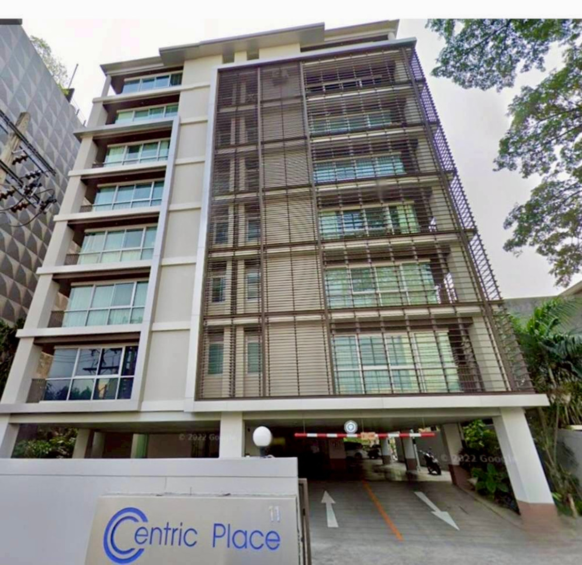 For RentCondoAri,Anusaowaree : Condo for rent: Centric Place Ari 4 North Side 🏙️ Its here! Good opportunity for anyone looking for a large condo in the heart of the city! ✨