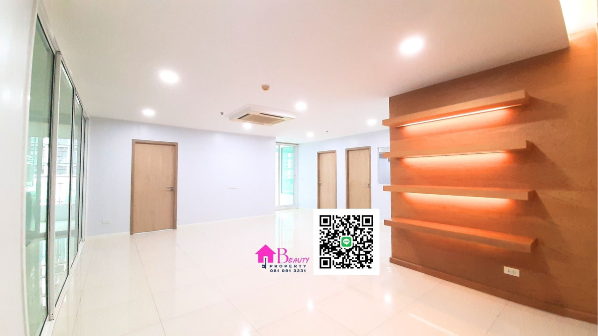 For RentCondoSukhumvit, Asoke, Thonglor : ⭐ Rare Large 3BR Combined Unit – 116.48 sq.m. | Asoke CBD | Only 62,000 THB/month Tel./What'sapp +66 81 091 3231