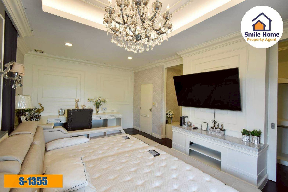 For SaleHouseLadkrabang, Suwannaphum Airport : Single house for sale Manthana On Nut-Wongwaen 4  The house is ready to move in, the biggest tie.