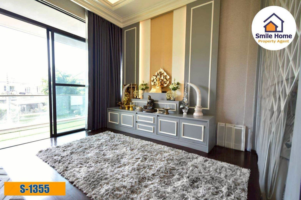 For SaleHouseLadkrabang, Suwannaphum Airport : Single house for sale Manthana On Nut-Wongwaen 4  The house is ready to move in, the biggest tie.