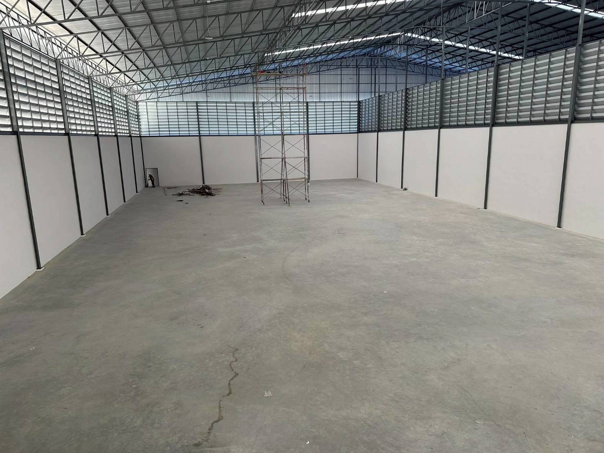 ให้เช่าโกดังมหาชัย สมุทรสาคร : ให้เช่าโกดัง สร้างใหม่ สวนหลวง กระทุ่มเเบน สมุทรสาคร พื้นที่ 2,000ตรม