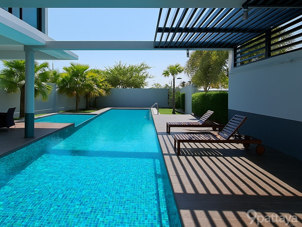 For SaleCondoPattaya, Bangsaen, Chonburi : Condo for sale, ready to move in | The Green Boulevard Condo – South Pattaya ✨ South Pattaya (next to Tiger Park / 4-region floating market) usable area 34 sq m, 6th floor •1 bedroom | 1 bathroom | 1 living room | 1 dressing room | private balcony Fully f