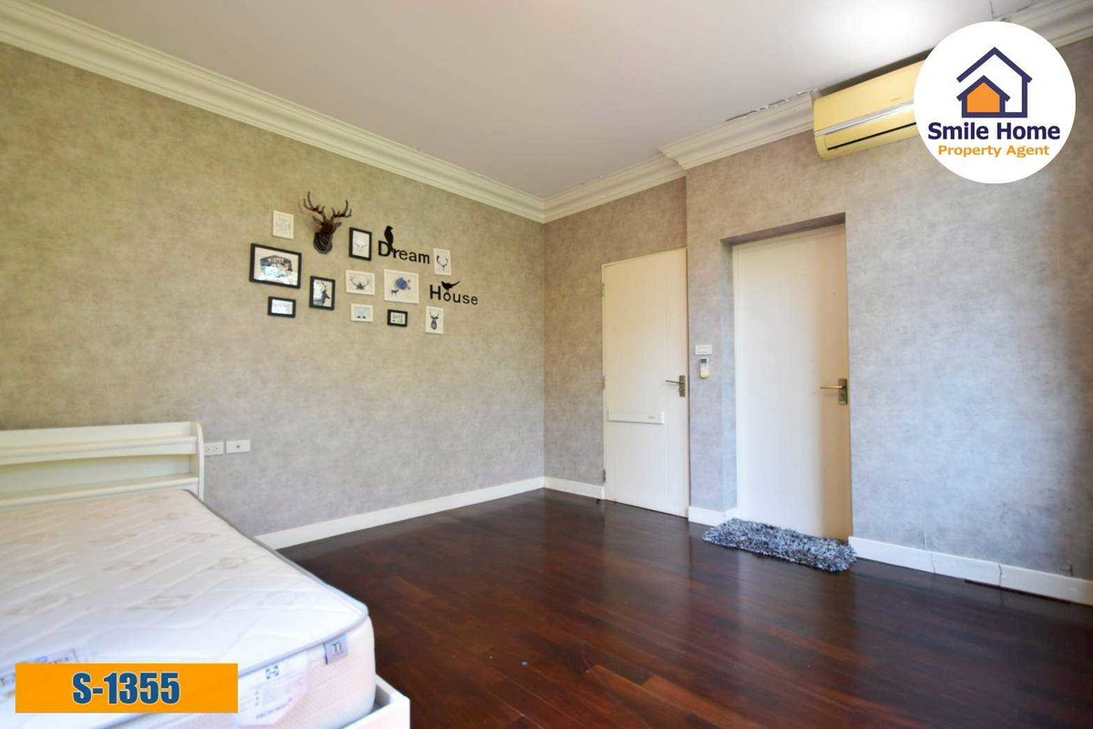 For SaleHouseLadkrabang, Suwannaphum Airport : Single house for sale Manthana On Nut-Wongwaen 4  The house is ready to move in, the biggest tie.