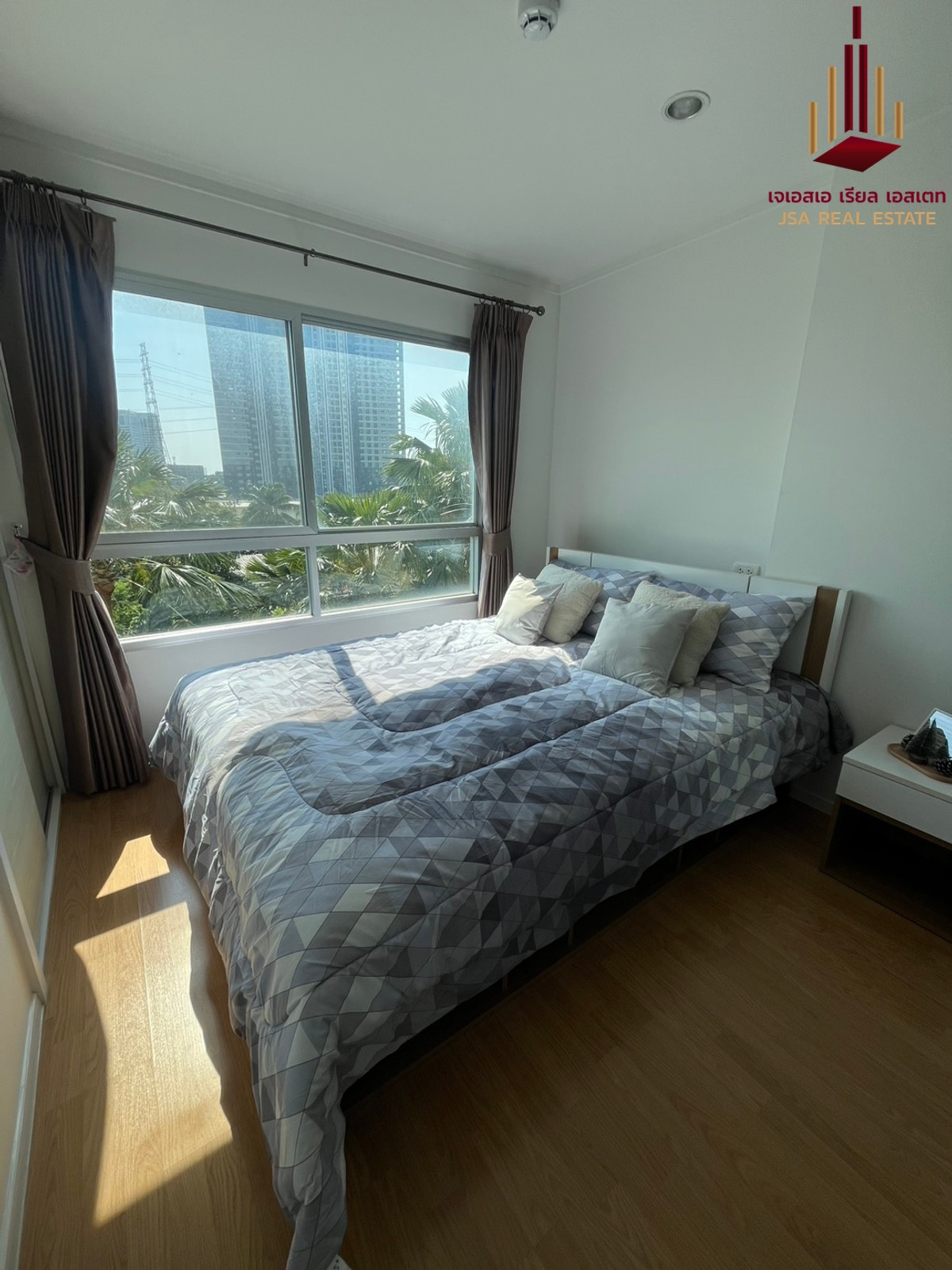 For RentCondoPattanakan, Srinakarin : ✨ For Rent: Lumpini Place Srinakarin - Huamark Station Condo ✨ 💰 Only 10,000 THB/month