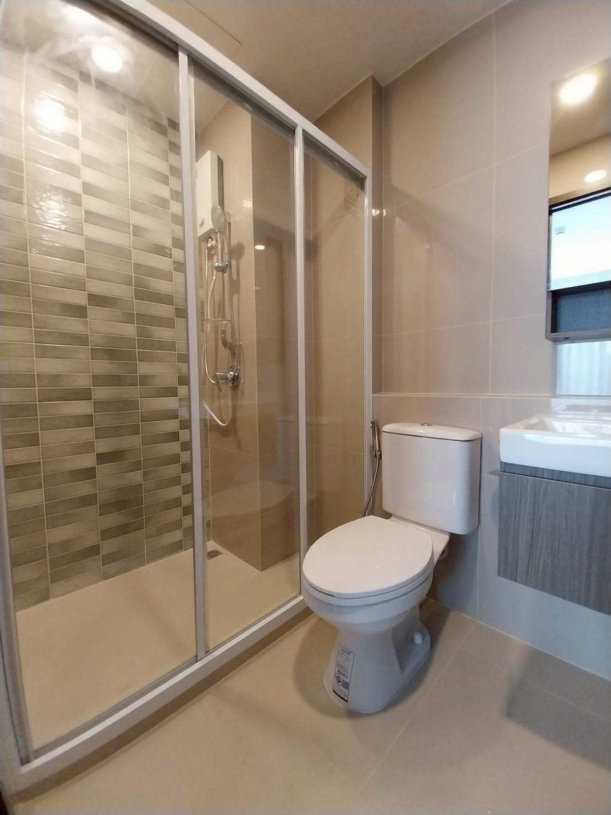 ให้เช่าคอนโดปิ่นเกล้า จรัญสนิทวงศ์ : 🔥ให้ เช่า คอนโด Low rise 2ห้องนอน 2ห้องน้ำ ใกล้ศิริราช🔥 Aspire arun prive แอสปาย อรุณ พรีเว่