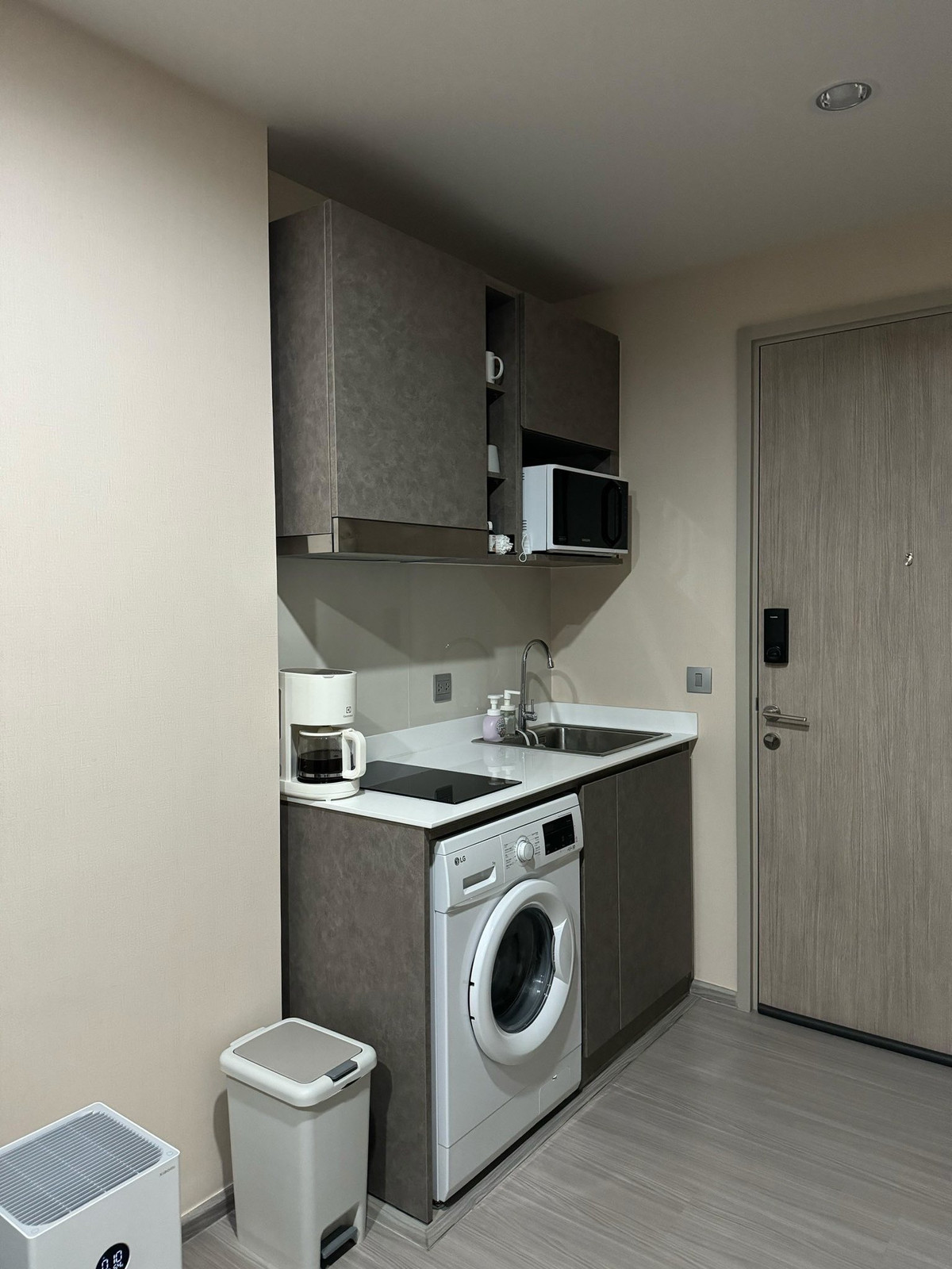 For RentCondoSamut Prakan,Samrong : For rent 📍 Aspire Erawan Prime 📍 Fully furnished and equipped, near BTS Erawan