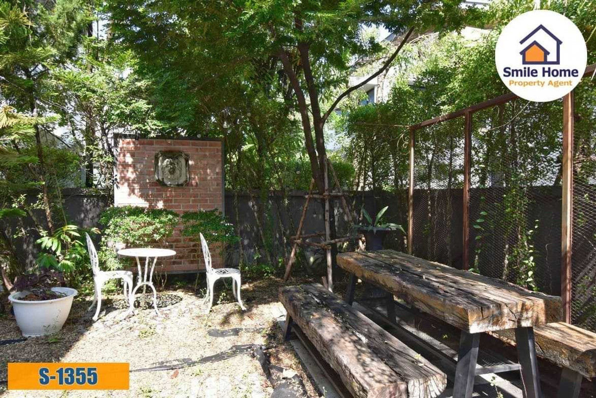 For SaleHouseLadkrabang, Suwannaphum Airport : Single house for sale Manthana On Nut-Wongwaen 4  The house is ready to move in, the biggest tie.