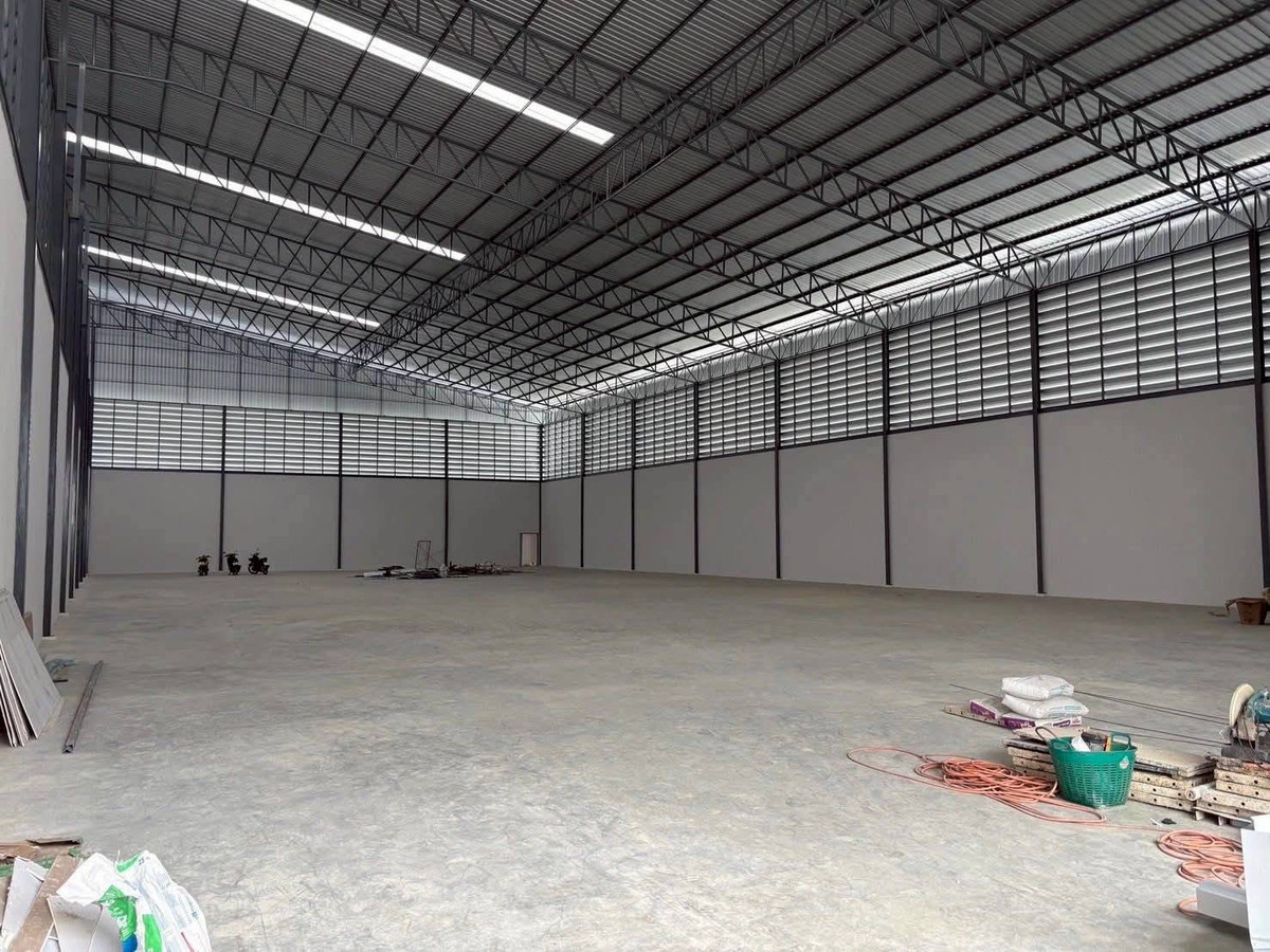 ให้เช่าโกดังมหาชัย สมุทรสาคร : ให้เช่าโกดัง สร้างใหม่ สวนหลวง กระทุ่มเเบน สมุทรสาคร พื้นที่ 2,000ตรม