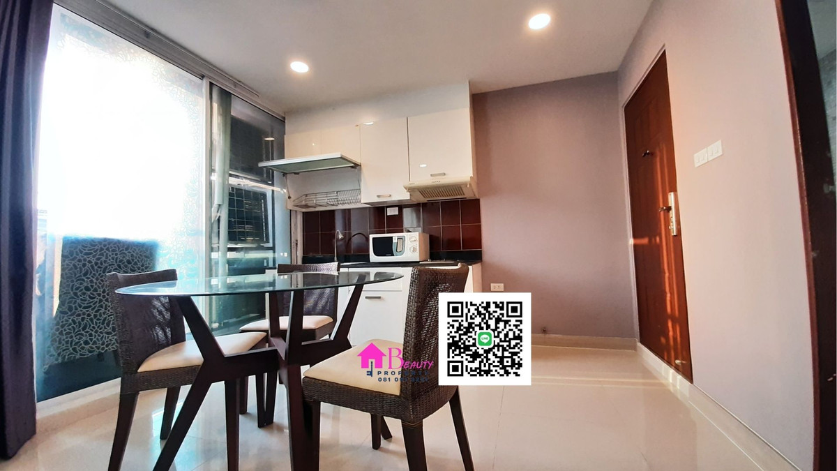 ให้เช่าคอนโดสุขุมวิท อโศก ทองหล่อ : ให้เช่า 2 ห้องนอน ทำเลอโศก  “ห้องใหญ่ คุ้มค่า วิวสระ ลมดี” โทร/ไลน์ 081 091 3231 Sukhumvit Living Town