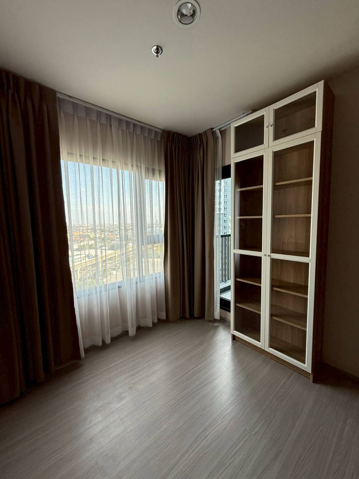 For RentCondoSamut Prakan,Samrong : For rent 📍 Aspire Erawan Prime 📍 Fully furnished and equipped, near BTS Erawan