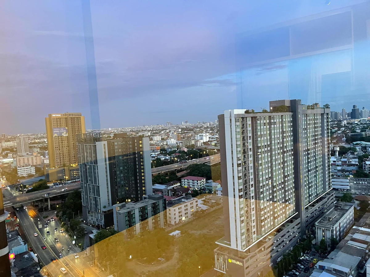 ขายคอนโดพระราม 9 เพชรบุรีตัดใหม่ RCA : ขายคอนโด The Tree Pattanakarn - Ekkamai ราคา 3,900,000 บาท [JZs251134]