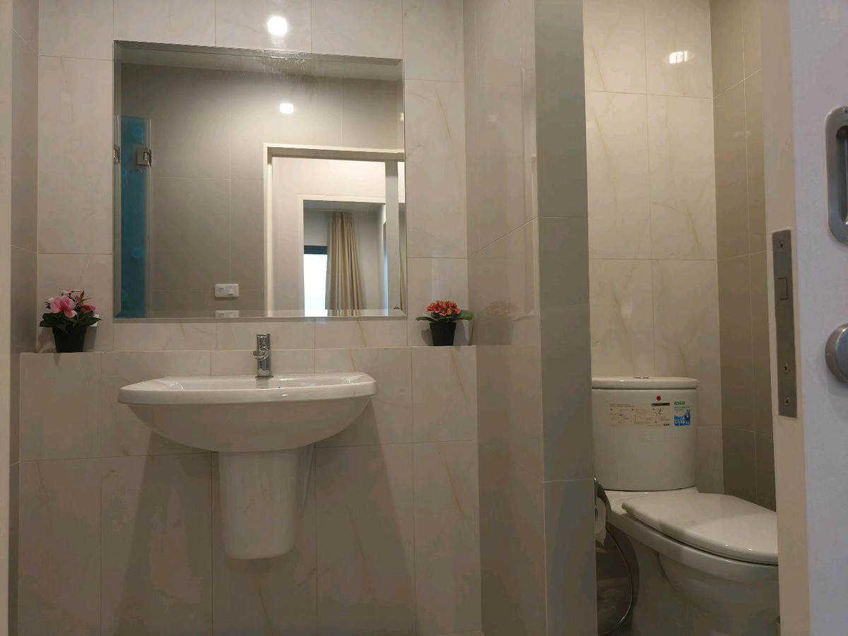 คอนโดบางนา แบริ่ง ลาซาล : Bangna Two Bedroom for Bloodletting Sale or Rent