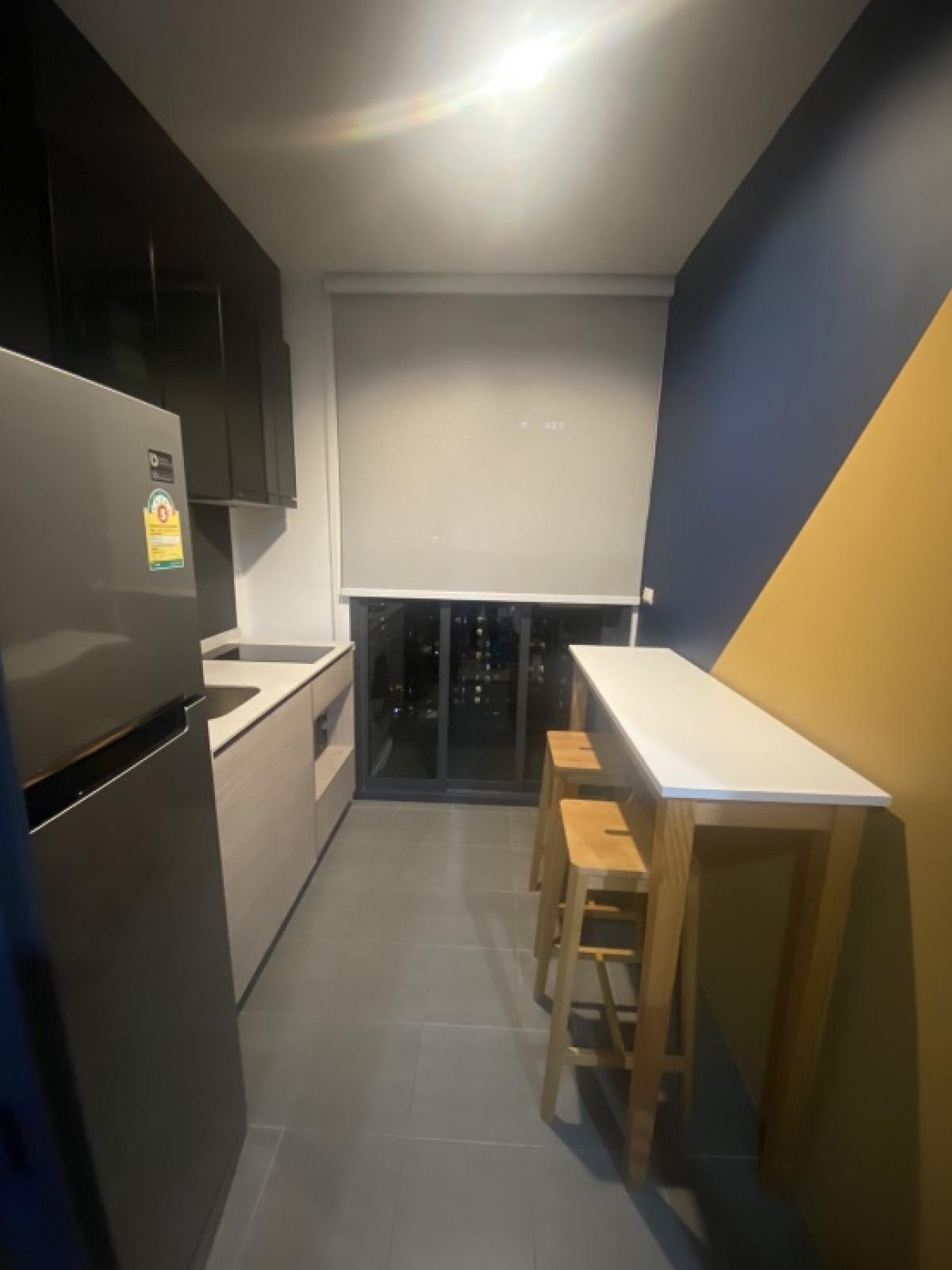 For SaleCondoRama9, Petchburi, RCA : The Base Graden by Sansiri, a project on the main road at Ramkhamhaeng intersection.