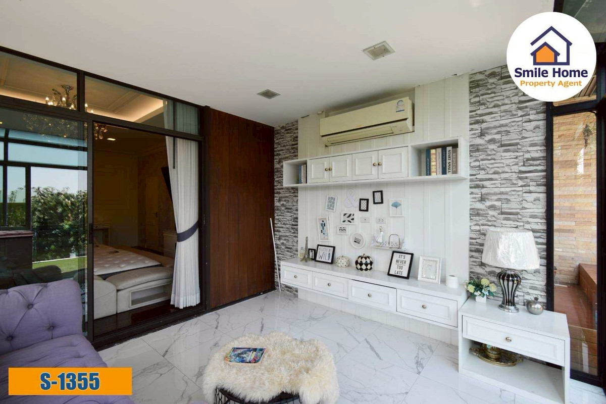 For SaleHouseLadkrabang, Suwannaphum Airport : Single house for sale Manthana On Nut-Wongwaen 4  The house is ready to move in, the biggest tie.