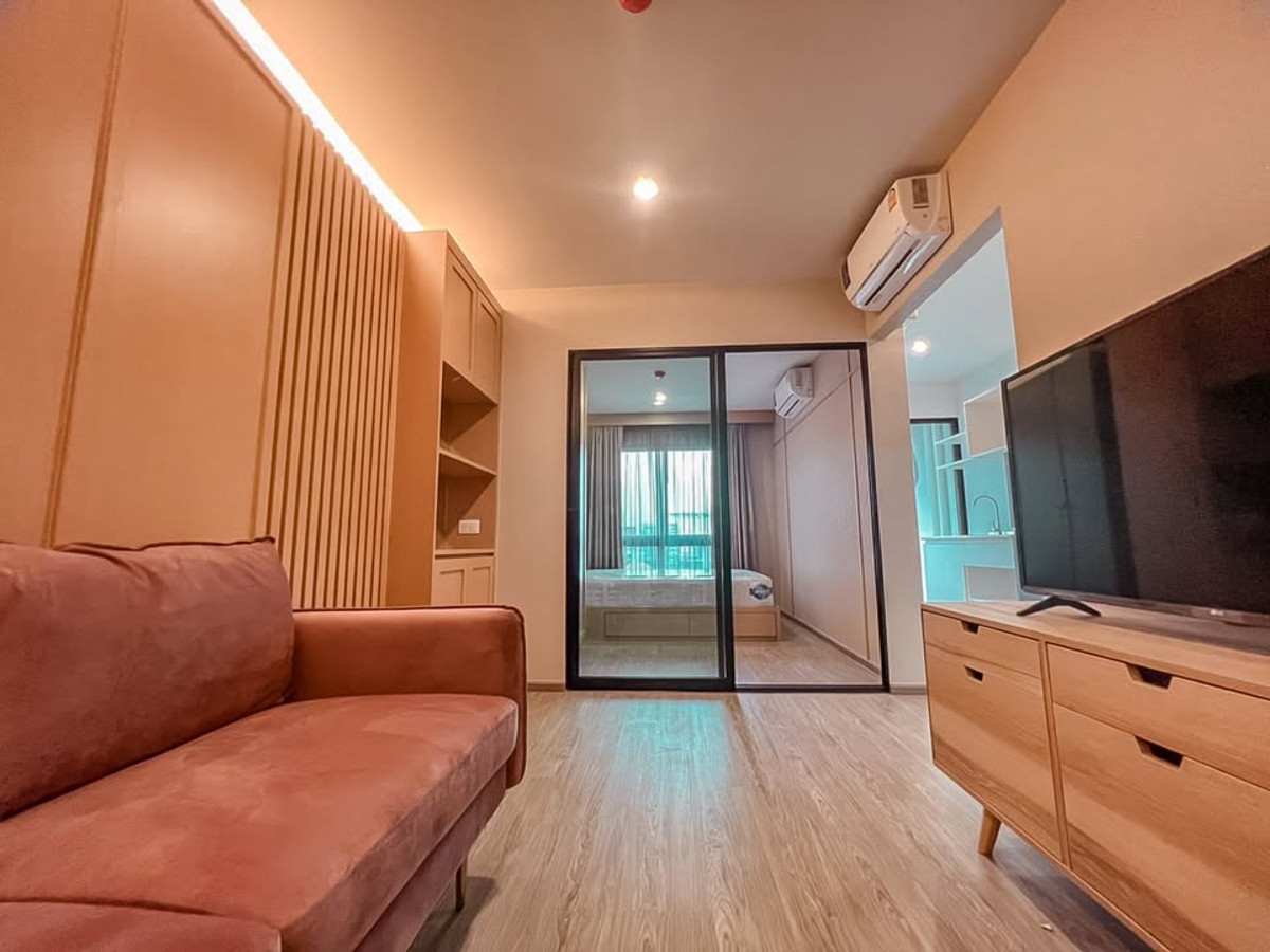 For RentCondoPattanakan, Srinakarin : Condo, 5th floor, Building A, with furniture, beautifully decorated, for rent, Srinakarin-Phatthanakan area, near BTS Suan Luang Rama 9, only 400 meters.