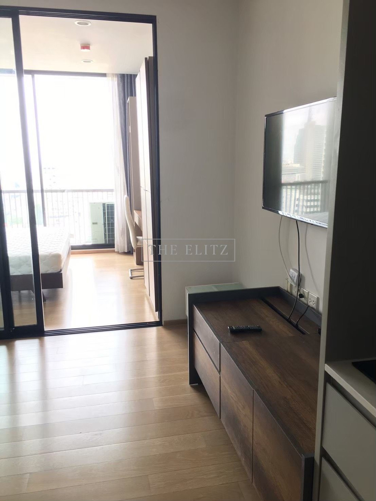 ให้เช่าคอนโดสาทร นราธิวาส : ✨ คอนโดที่มาพร้อมกับฟังก์ชันการใช้งานที่ลงตัวและคุณภาพชีวิตที่ดี Noble Revo Silom 🎉