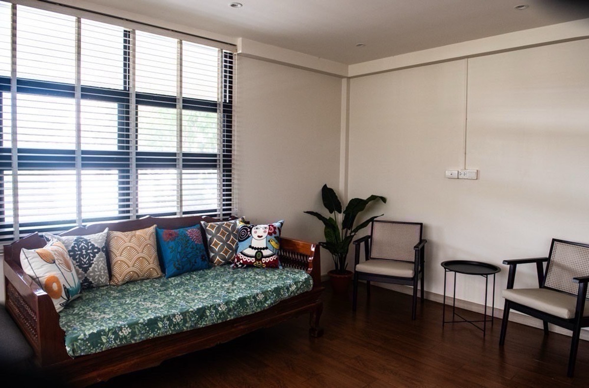 ขายบ้านวิภาวดี ดอนเมือง หลักสี่ : 📢👇บ้านเดี่ยว 2 ชั้น พร้อมโกดังเก็บของ ในทำเลศักยภาพสูง เหมาะทั้งเพื่อการอยู่อาศัยและการลงทุน คุ้มค่าด้วยทำเลเข้าออกได้หลายเส้นทาง เชื่อมวิภาวดี–พหลโยธิน 