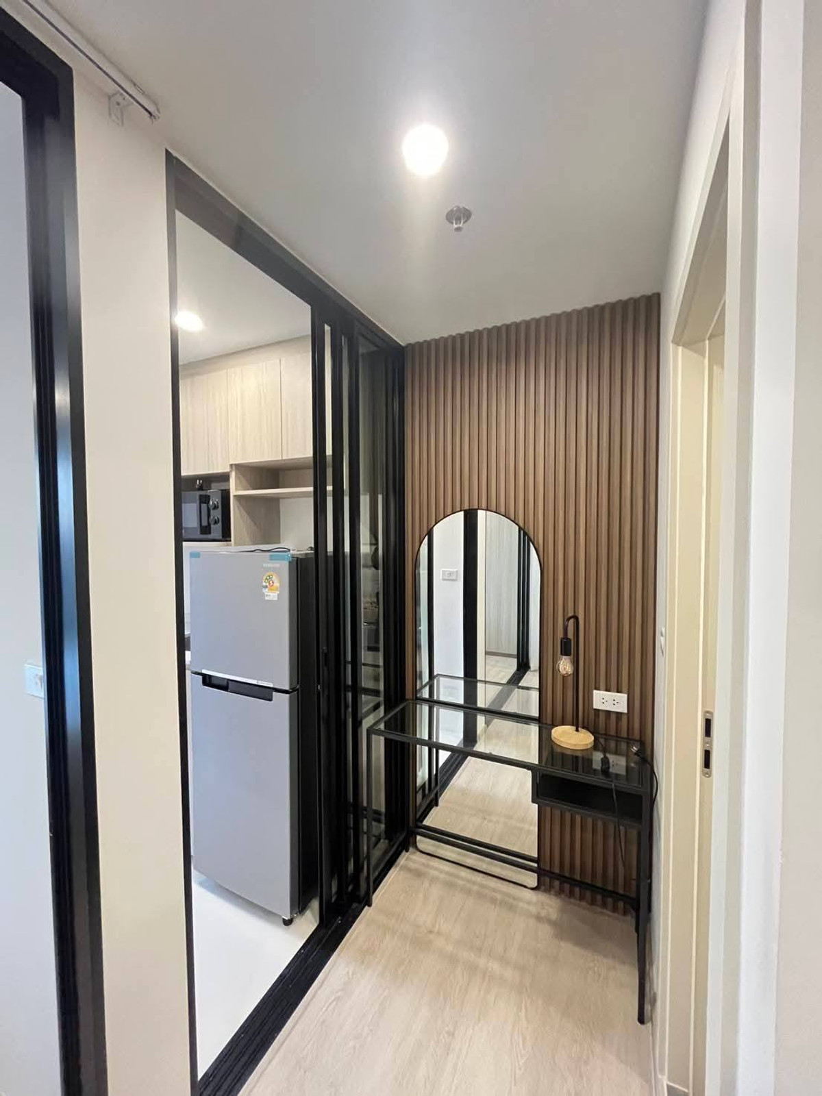 For RentCondoSamut Prakan,Samrong : For rent 📍 Origin Plug & Play E22 Station 📍 Fully furnished and equipped, near BTS Sai Luat