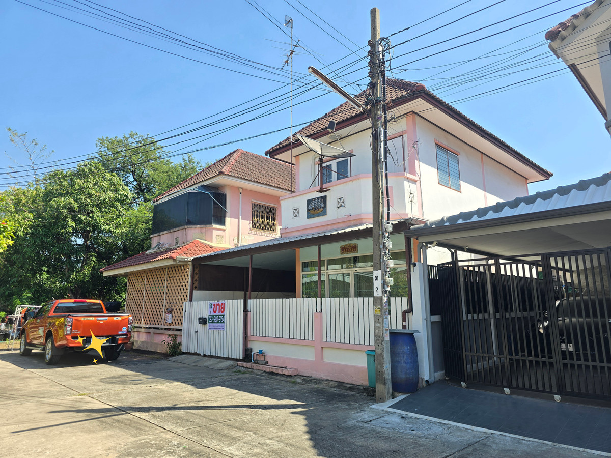 ขายบางแค เพชรเกษม : บ้านแฝด 2 ชั้น อารมณ์บ้านเดี่ยว หมู่บ้านไผ่ทอง2 เนื้อที่24 ตรว. บ้านสภาพดี พร้อมเข้าอยู่