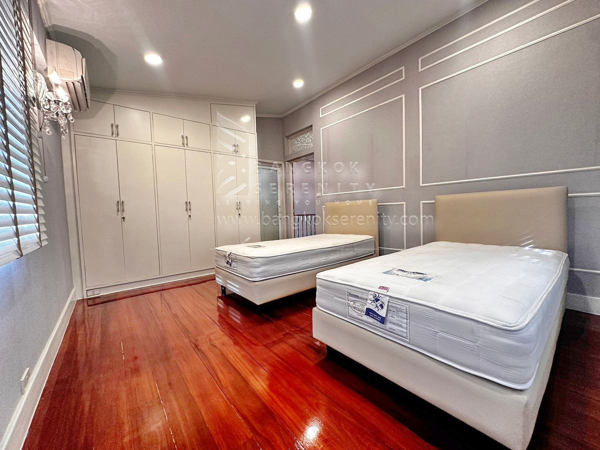 ให้เช่าบ้านพระราม 9 เพชรบุรีตัดใหม่ RCA : Single House for Rent with Private Pool – Rama 9 / Soonvijai