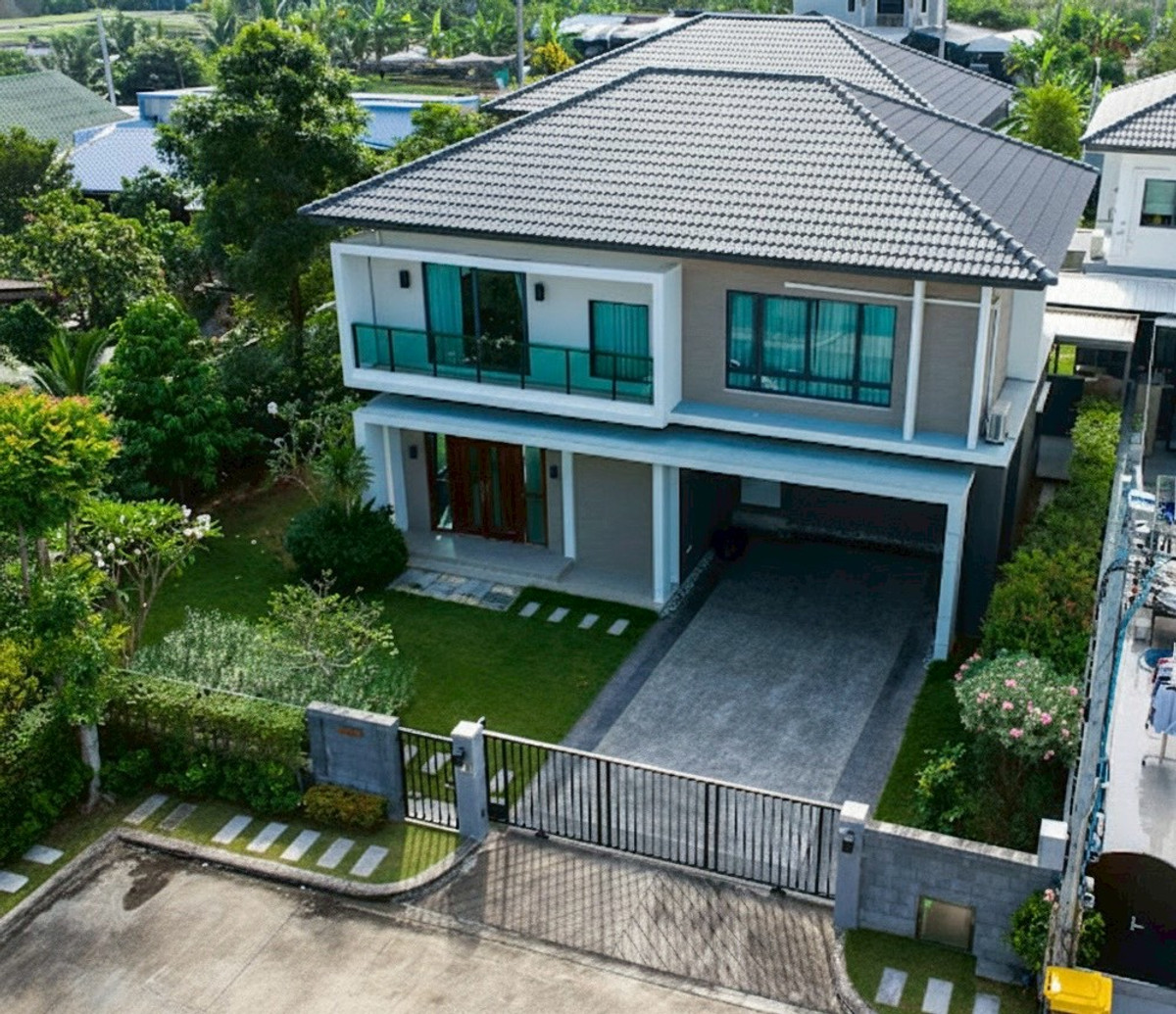 ขายบ้านพุทธมณฑล ศาลายา : Hot Deal พร้อมข้อเสนอพิเศษ!!! ขายบ้านเดี่ยวหลังมุม โครงการ เดอะ ซิตี้ บรมราชชนนี-ทวีวัฒนา (THE CITY Boromratchachonnani-Thawi Watthana) สภาพใหม่ไม่เคยอยู่ โครงการอยู่ใกล้ถนนใหญ่บรมราชชนนี เข้า-ออก เมืองสะดวก ราคานี้หาไม่ได้แล้ว 102.8 ตารางวา!