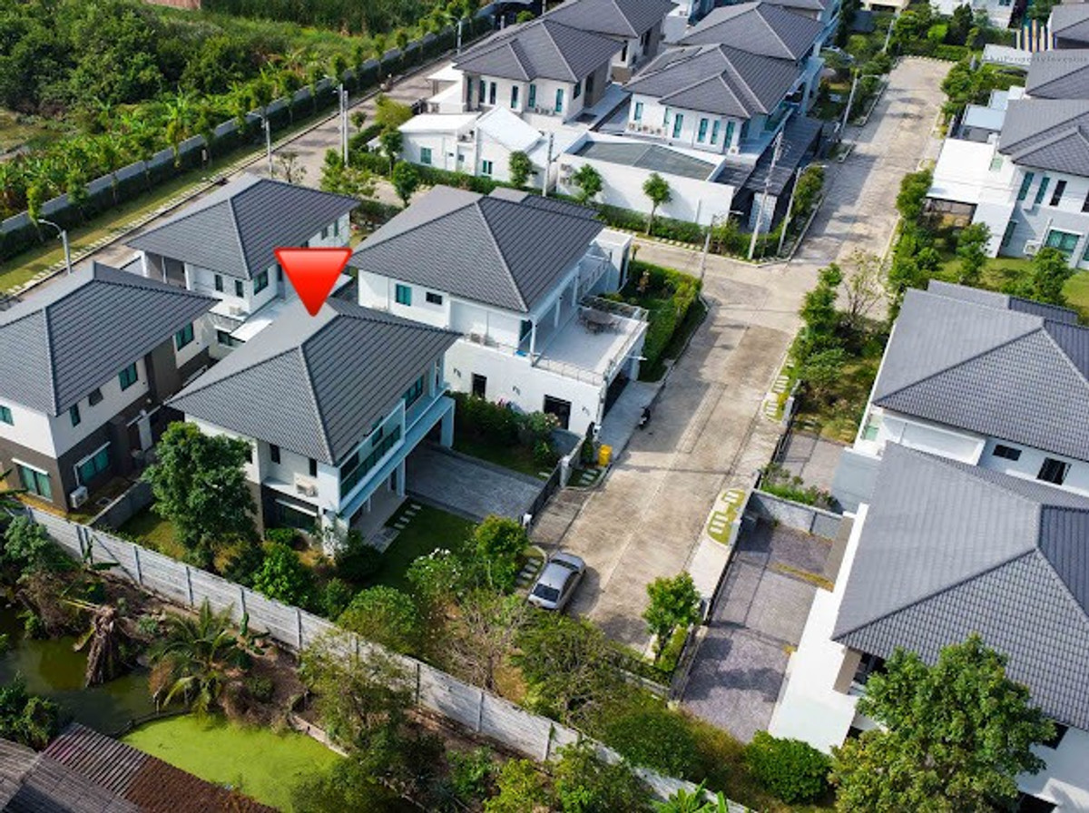 ขายบ้านพุทธมณฑล ศาลายา : Hot Deal พร้อมข้อเสนอพิเศษ!!! ขายบ้านเดี่ยวหลังมุม โครงการ เดอะ ซิตี้ บรมราชชนนี-ทวีวัฒนา (THE CITY Boromratchachonnani-Thawi Watthana) สภาพใหม่ไม่เคยอยู่ โครงการอยู่ใกล้ถนนใหญ่บรมราชชนนี เข้า-ออก เมืองสะดวก ราคานี้หาไม่ได้แล้ว 102.8 ตารางวา!