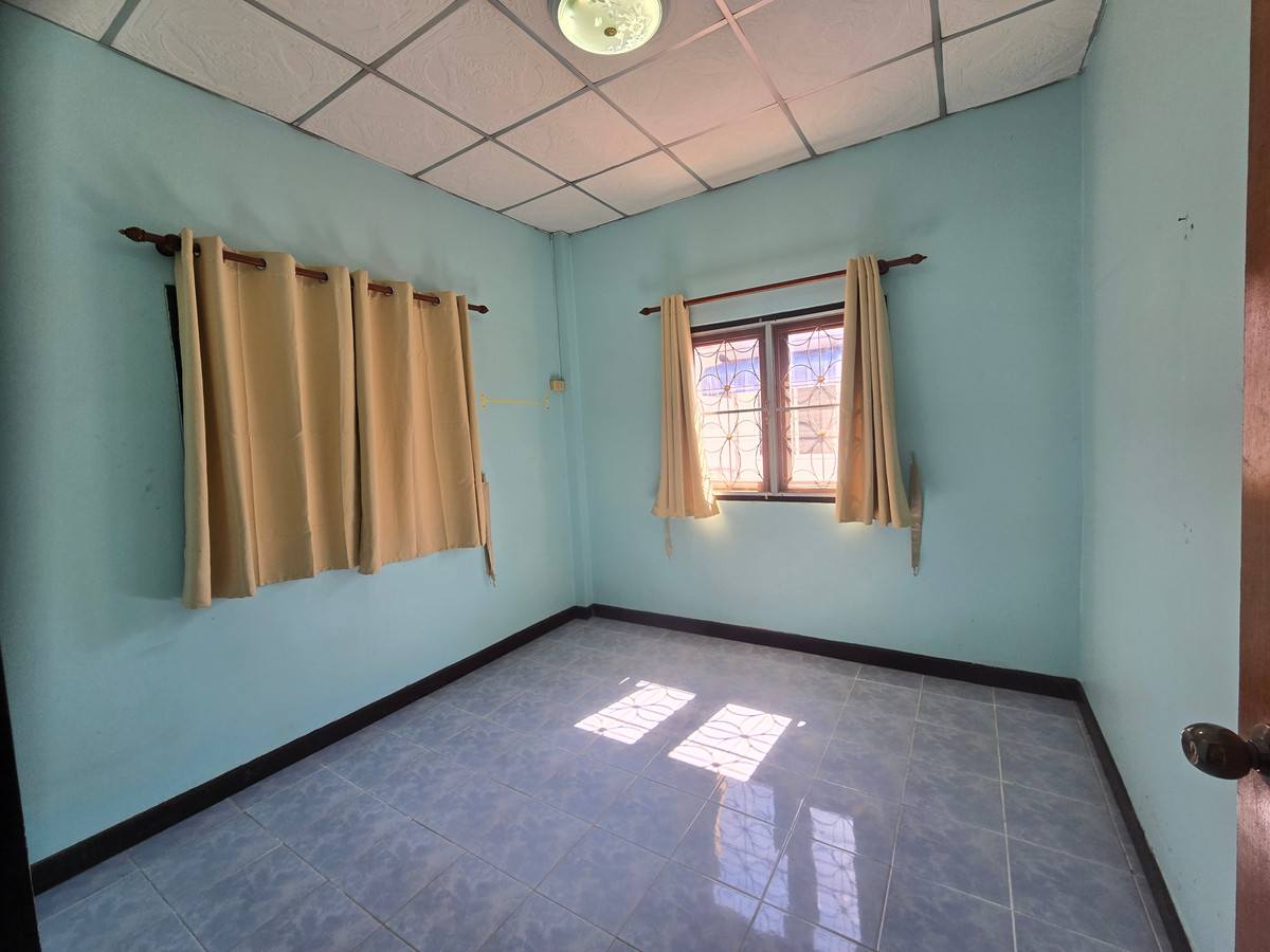 ขายบางแค เพชรเกษม : บ้านแฝด 2 ชั้น อารมณ์บ้านเดี่ยว หมู่บ้านไผ่ทอง2 เนื้อที่24 ตรว. บ้านสภาพดี พร้อมเข้าอยู่