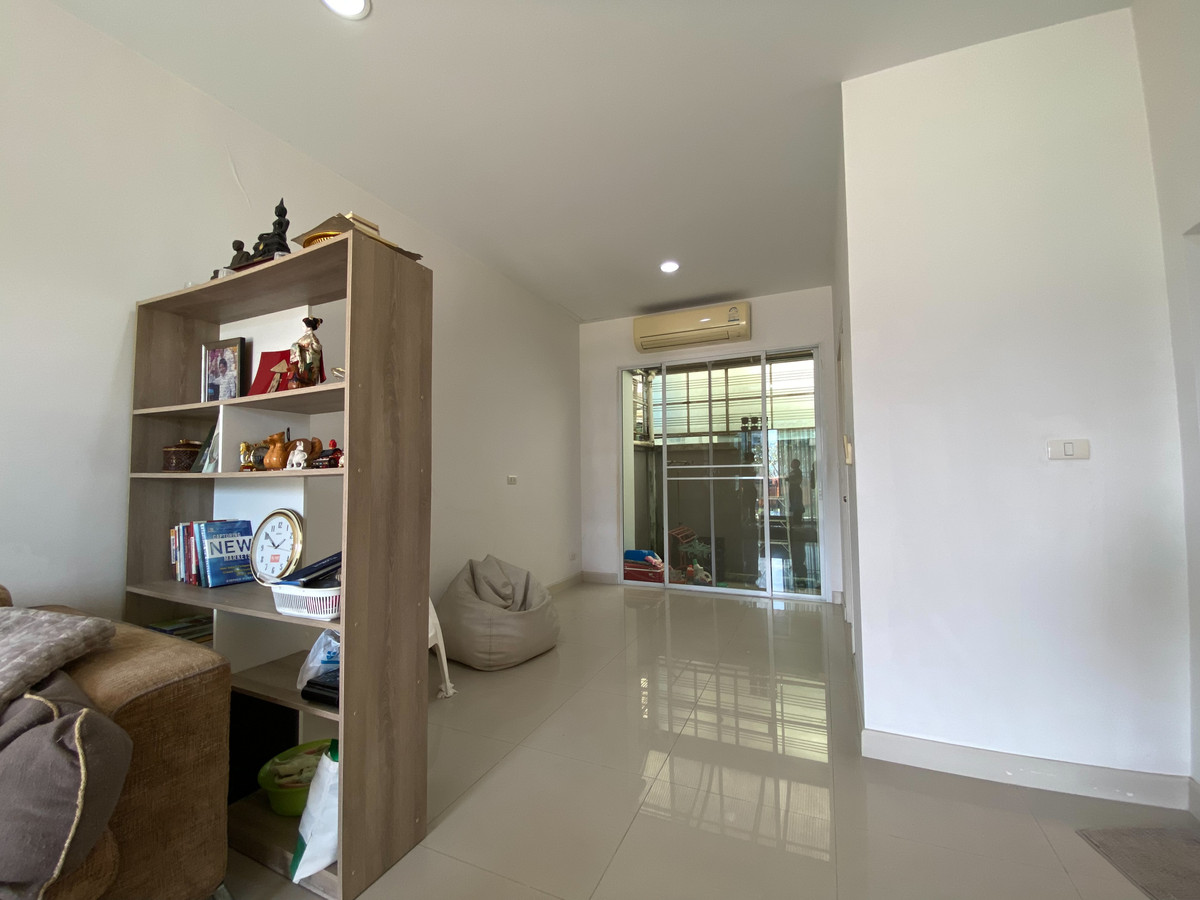 For RentTownhomeEakachai, Bang Bon : Baan Klang Muang Essence Sathorn - Taksin 2 / 3 Bedrooms (FOR RENT) BALL022
