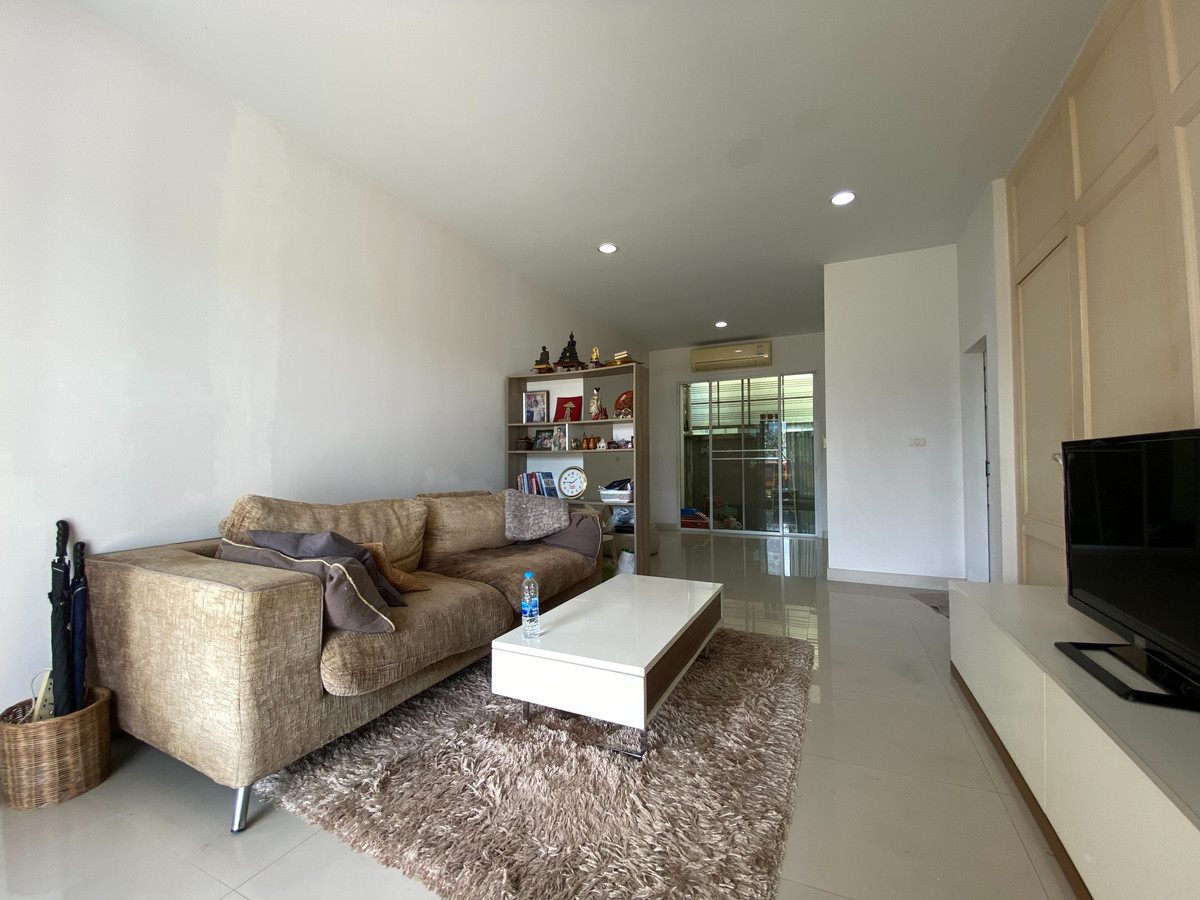 For RentTownhomeEakachai, Bang Bon : Baan Klang Muang Essence Sathorn - Taksin 2 / 3 Bedrooms (FOR RENT) BALL022