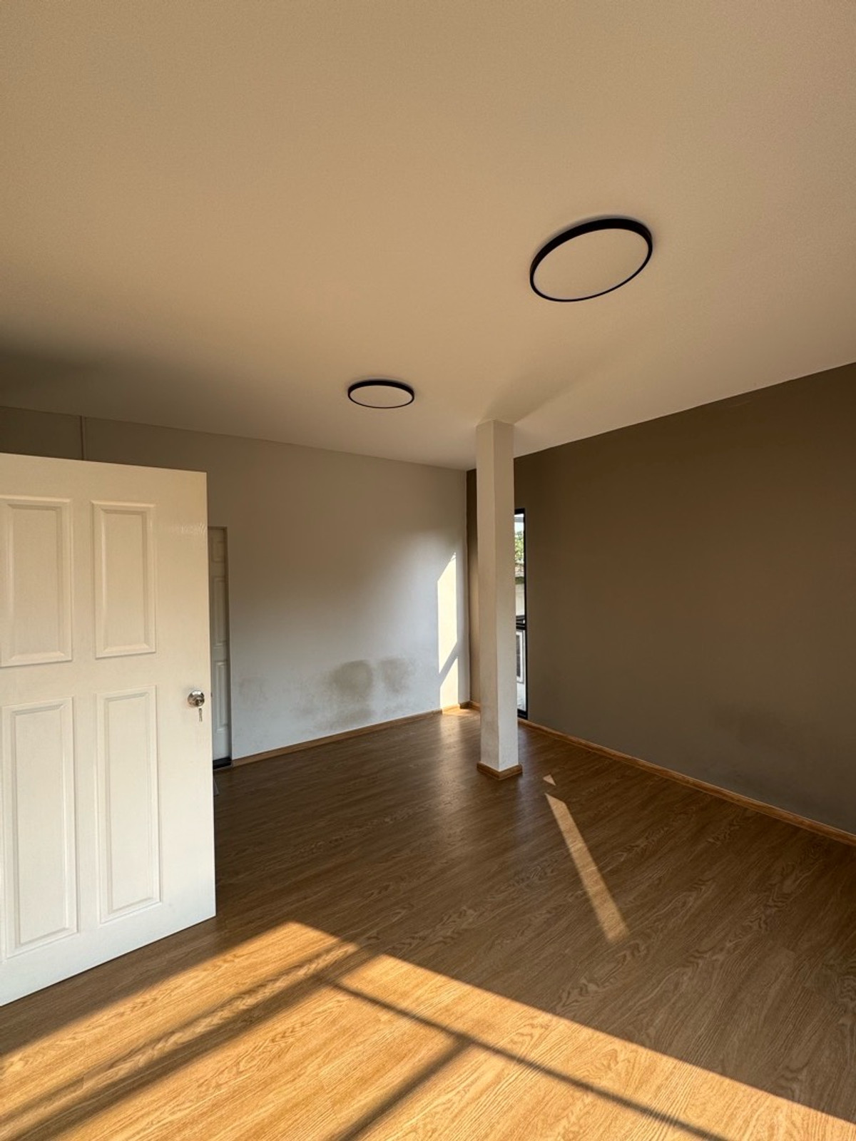 ให้เช่าโฮมออฟฟิศรัชดา ห้วยขวาง : โฮมออฟฟิศ รัชดาภิเษก | HOME OFFICE RATCHADA PHISEK