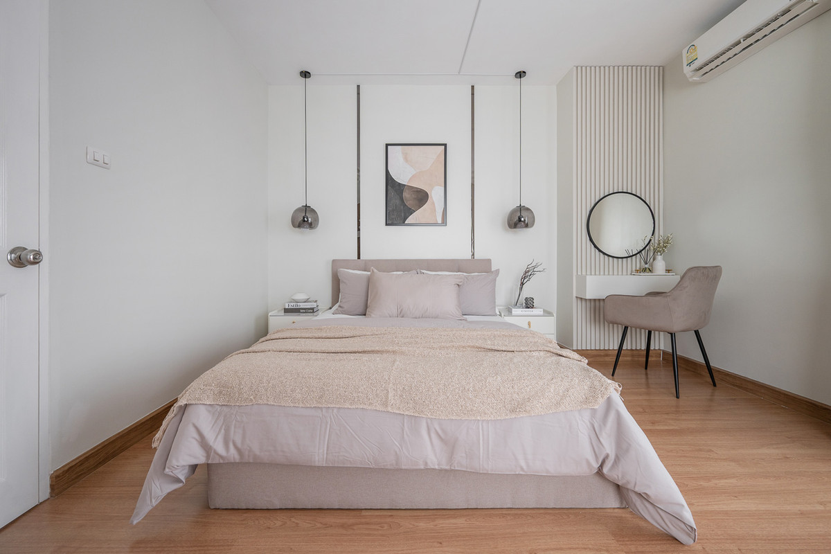 For SaleCondoRattanathibet, Sanambinna : Condo for sale, high view, corner room, wide balcony