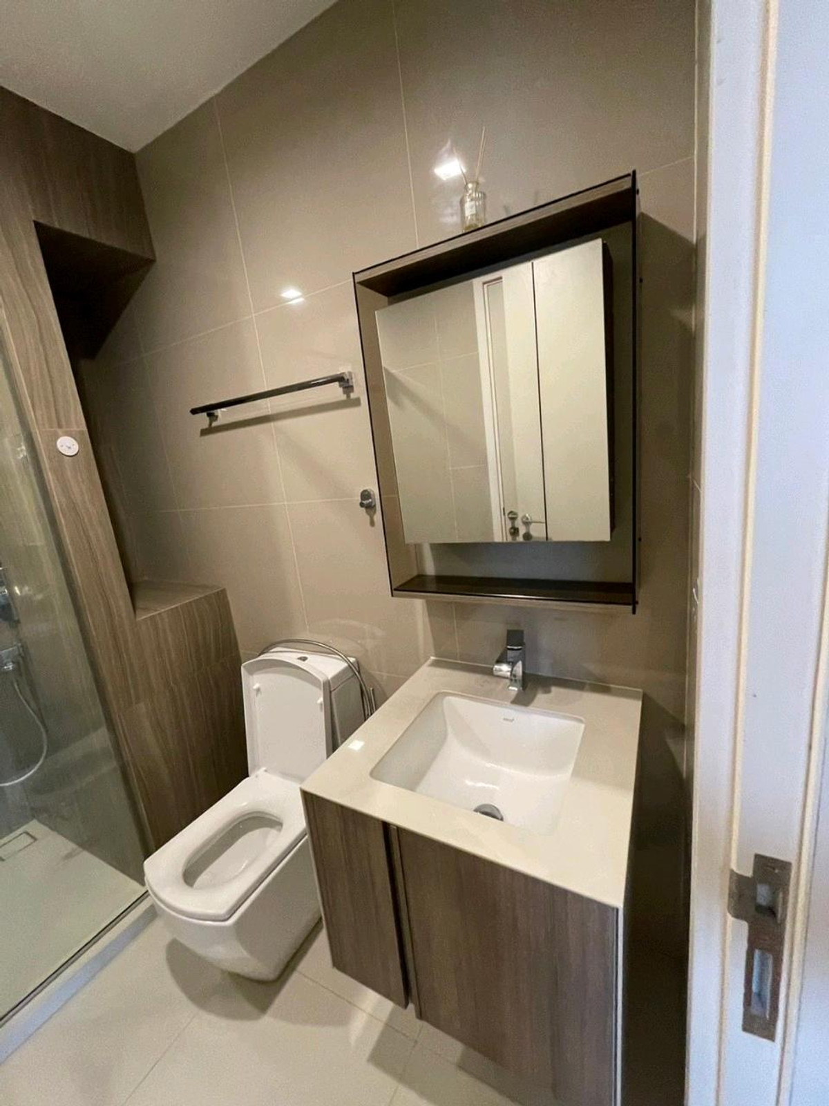 ให้เช่าคอนโดสะพานควาย จตุจักร : 🇹🇭 ให้เช่า The Line พหล-ประดิพัทธ์ ✨2นอน1น้ำ เฟอร์-ไฟฟ้าครบ พร้อมเข้าอยู่🎉