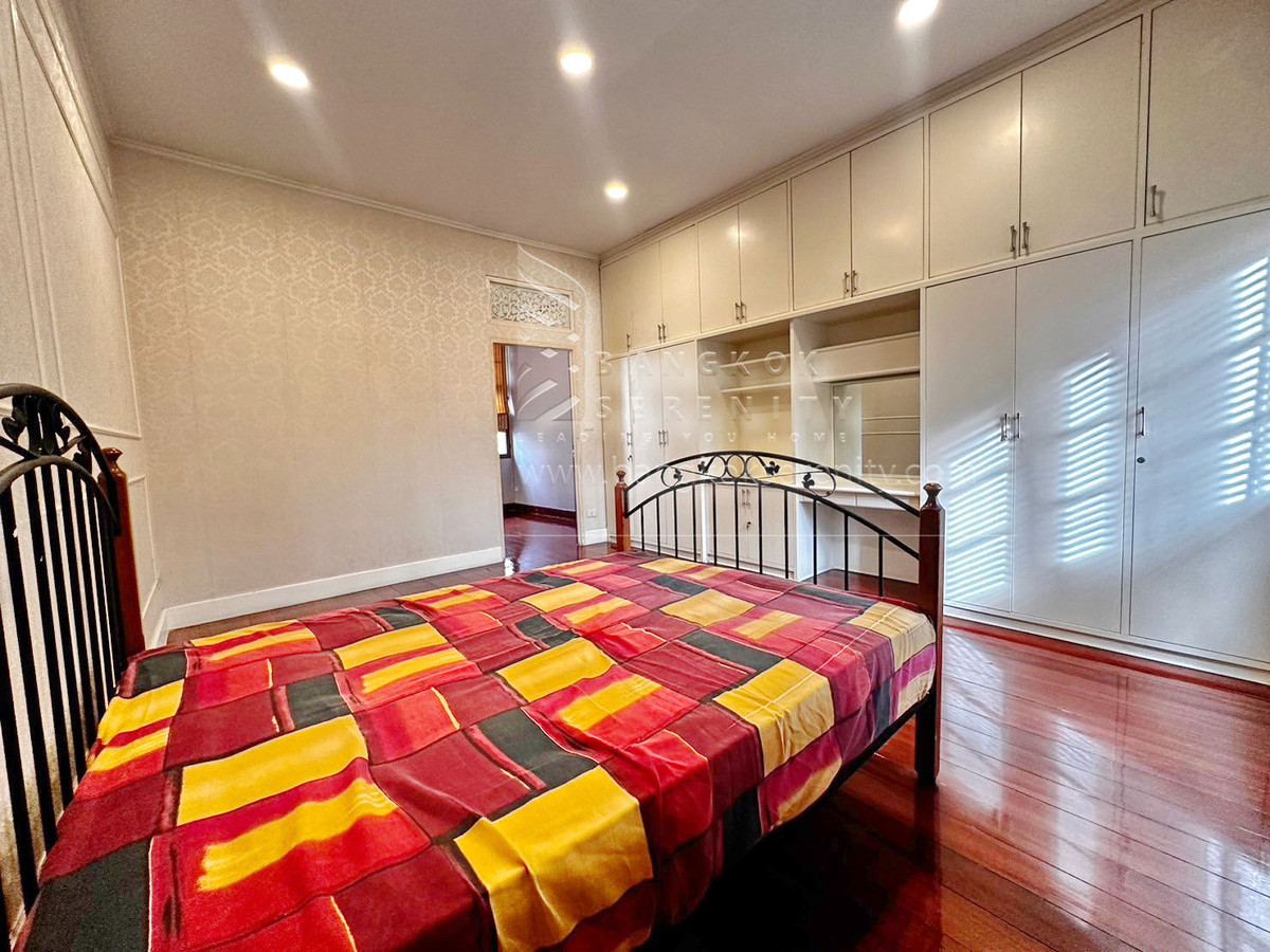 ให้เช่าบ้านพระราม 9 เพชรบุรีตัดใหม่ RCA : Single House for Rent with Private Pool – Rama 9 / Soonvijai