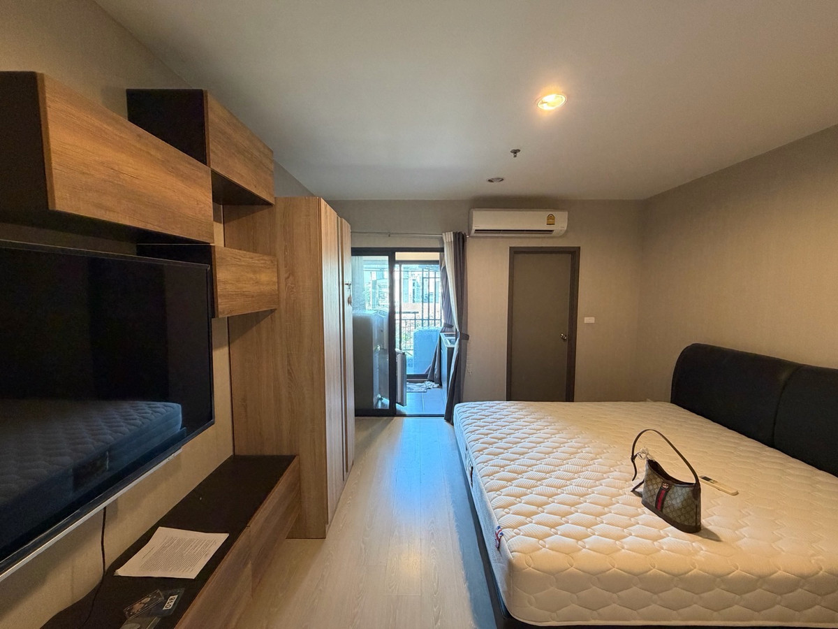 For SaleCondoThaphra, Talat Phlu, Wutthakat : Very urgent 🚨 Selling for 2.27 million baht, cheaper than every unit in Ideo Thaphra Interchange, ready to move in at this price, hurry and reserve your room quickly for sure. Profit since purchase