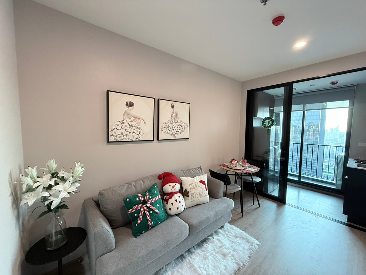 For RentCondoRama9, Petchburi, RCA : ⭐️ Noble Nue District R9 ⭐️ 1 bedroom, 1 bathroom, complete furniture and electrical appliances. Ready to move in