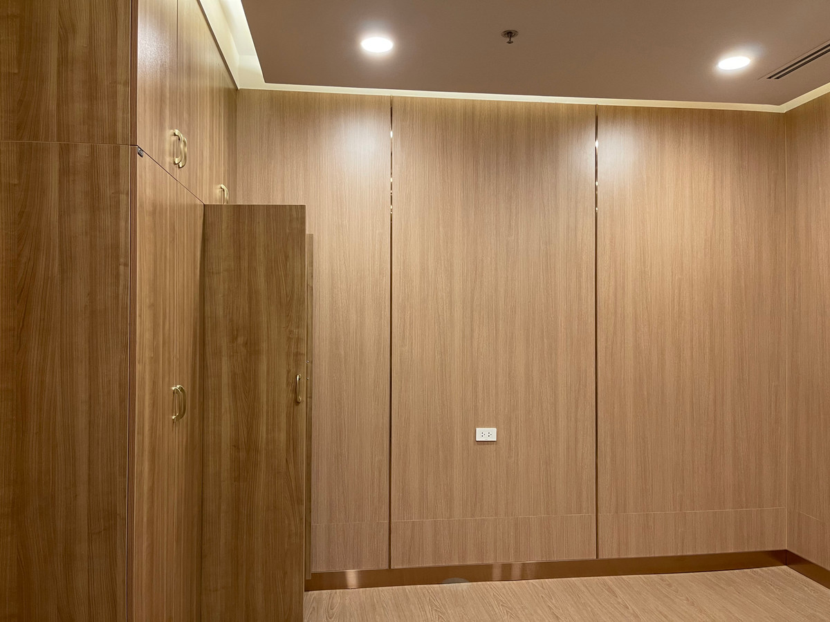 ขายสำนักงานสุขุมวิท อโศก ทองหล่อ : ขายคลินิกทำเลทอง ติด BTS เอกมัย พร้อมโฉนด