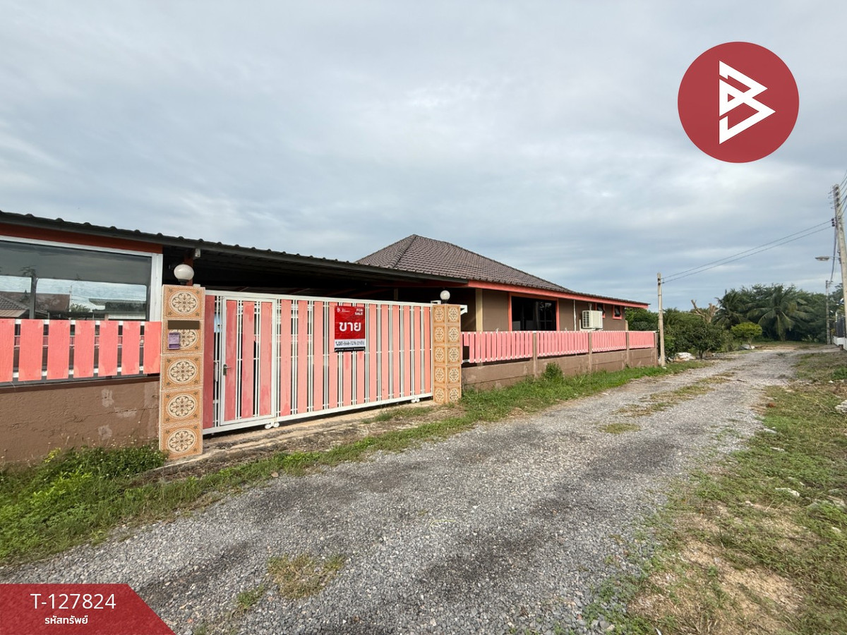 For SaleHouseRatchaburi : Single house for sale, area 1 ngan 31.4 square wah, Pak Tho, Ratchaburi.