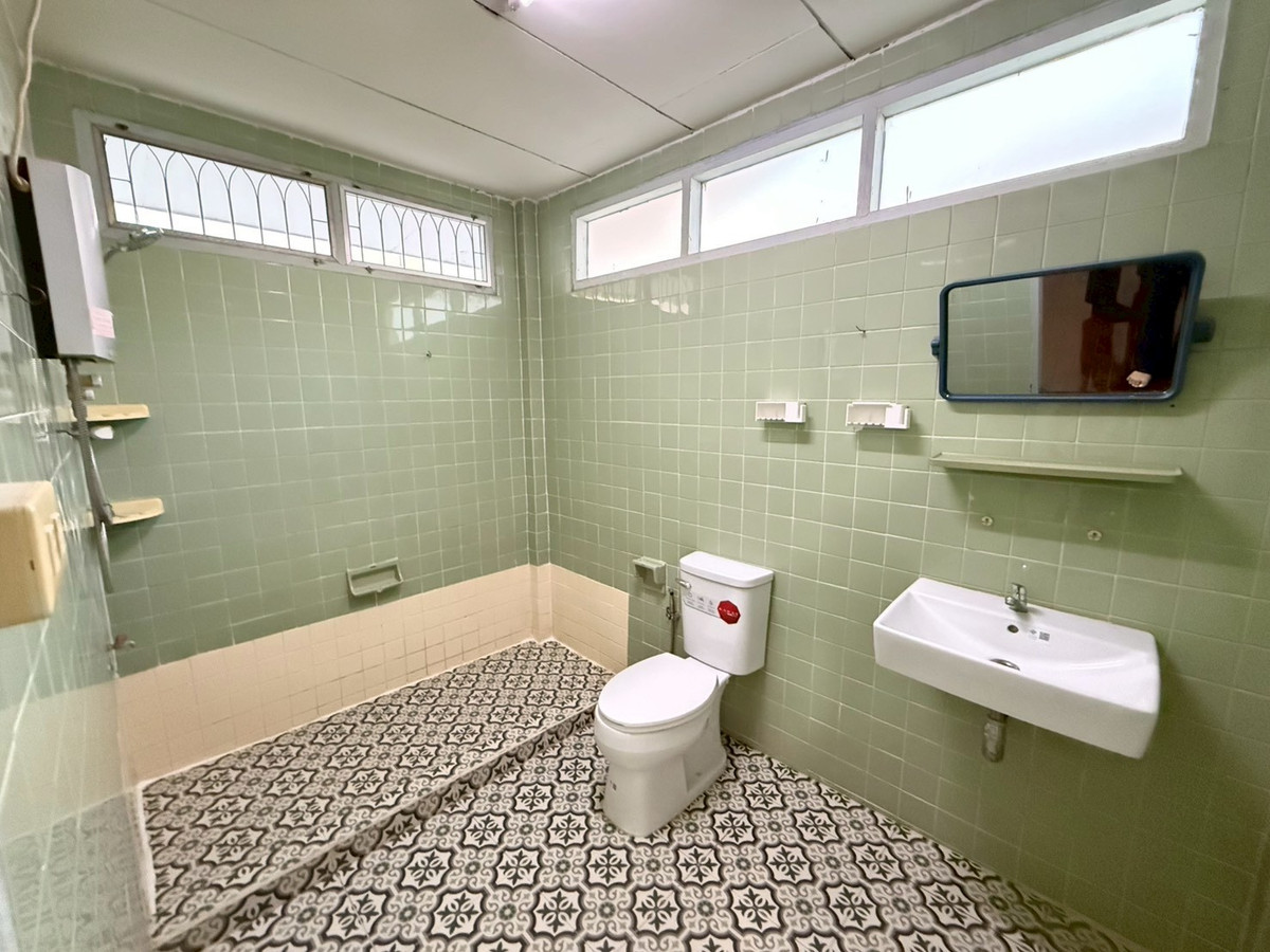 ให้เช่าบ้านรัชดา ห้วยขวาง : HK0642♛ให้เช่า บ้านเดี่ยว 4 ห้องนอน⚝รัชดา-ห้วยขวาง♜ใกล้ MRTสุทธิสาร 700 เมตร∞099-5919653,065-9423251▚Line@sureresidence