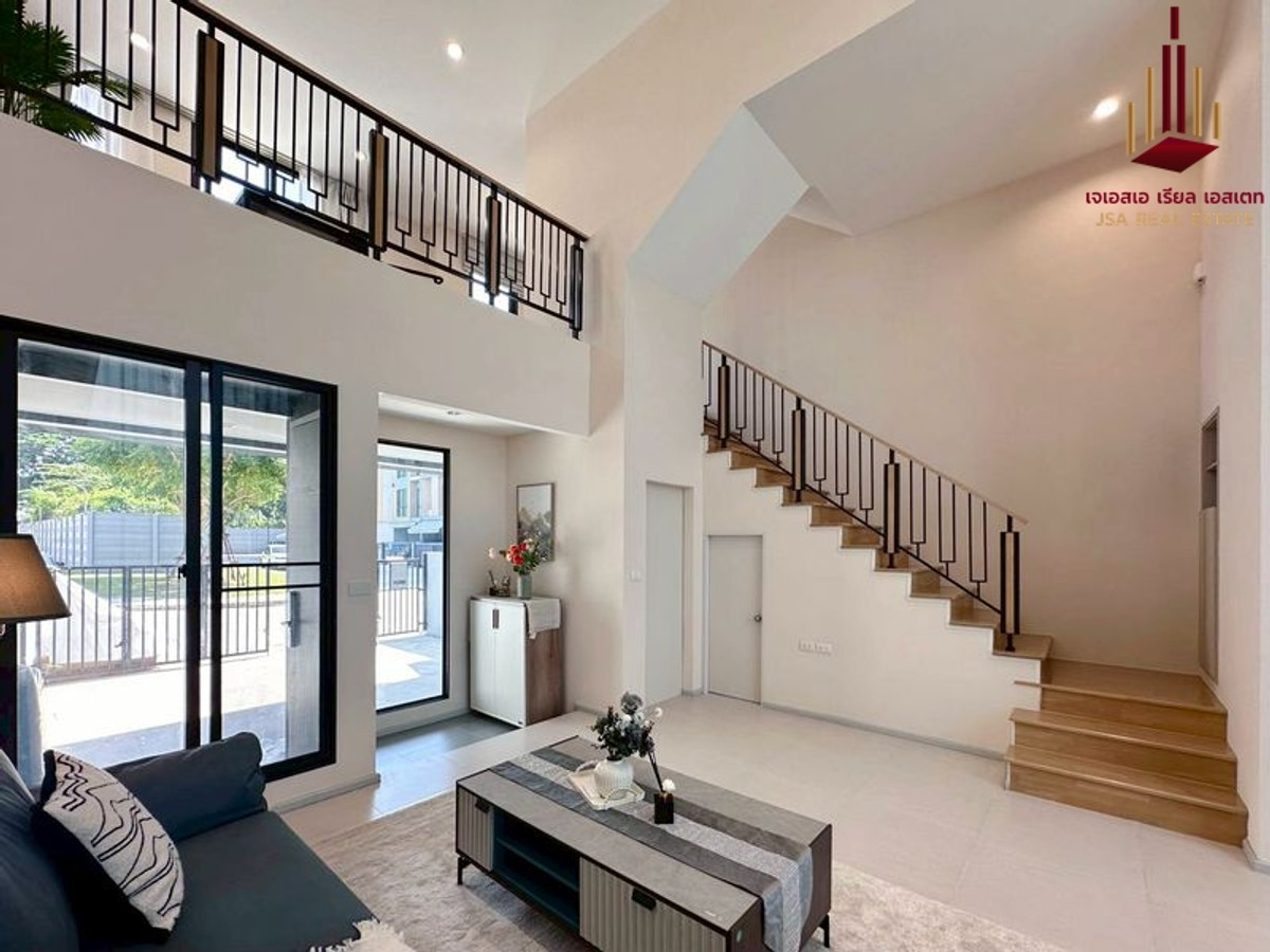 For SaleTownhomePattanakan, Srinakarin : ✨ For Sale: Estara Haven Phatthanakan 20 ✨ 💰 Only 8,800,000 THB