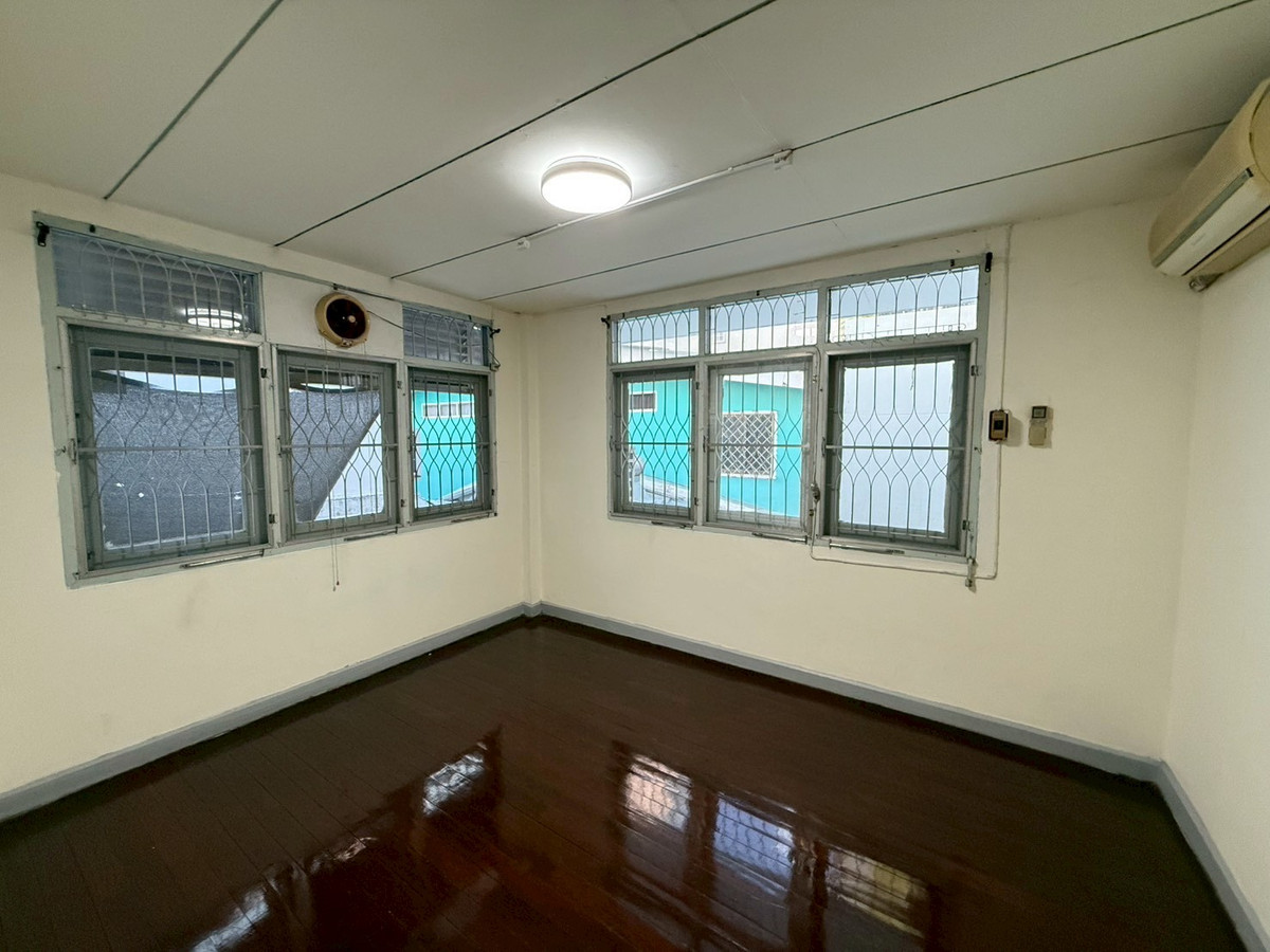 ให้เช่าบ้านรัชดา ห้วยขวาง : HK0642♛ให้เช่า บ้านเดี่ยว 4 ห้องนอน⚝รัชดา-ห้วยขวาง♜ใกล้ MRTสุทธิสาร 700 เมตร∞099-5919653,065-9423251▚Line@sureresidence