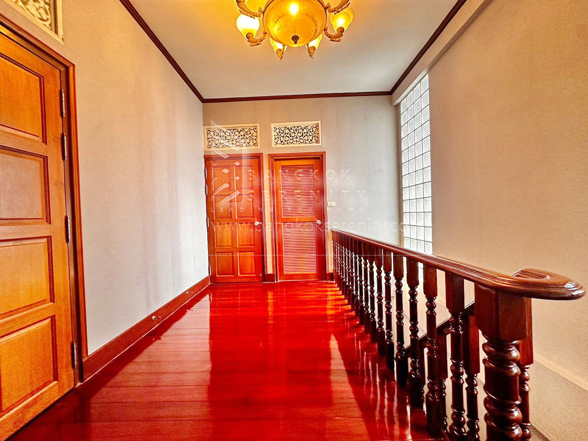 ให้เช่าบ้านพระราม 9 เพชรบุรีตัดใหม่ RCA : Single House for Rent with Private Pool – Rama 9 / Soonvijai