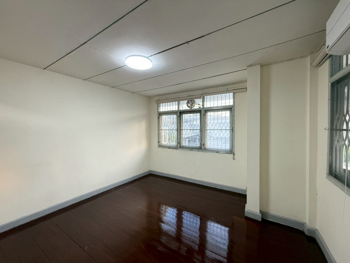 ให้เช่าบ้านรัชดา ห้วยขวาง : HK0642♛ให้เช่า บ้านเดี่ยว 4 ห้องนอน⚝รัชดา-ห้วยขวาง♜ใกล้ MRTสุทธิสาร 700 เมตร∞099-5919653,065-9423251▚Line@sureresidence